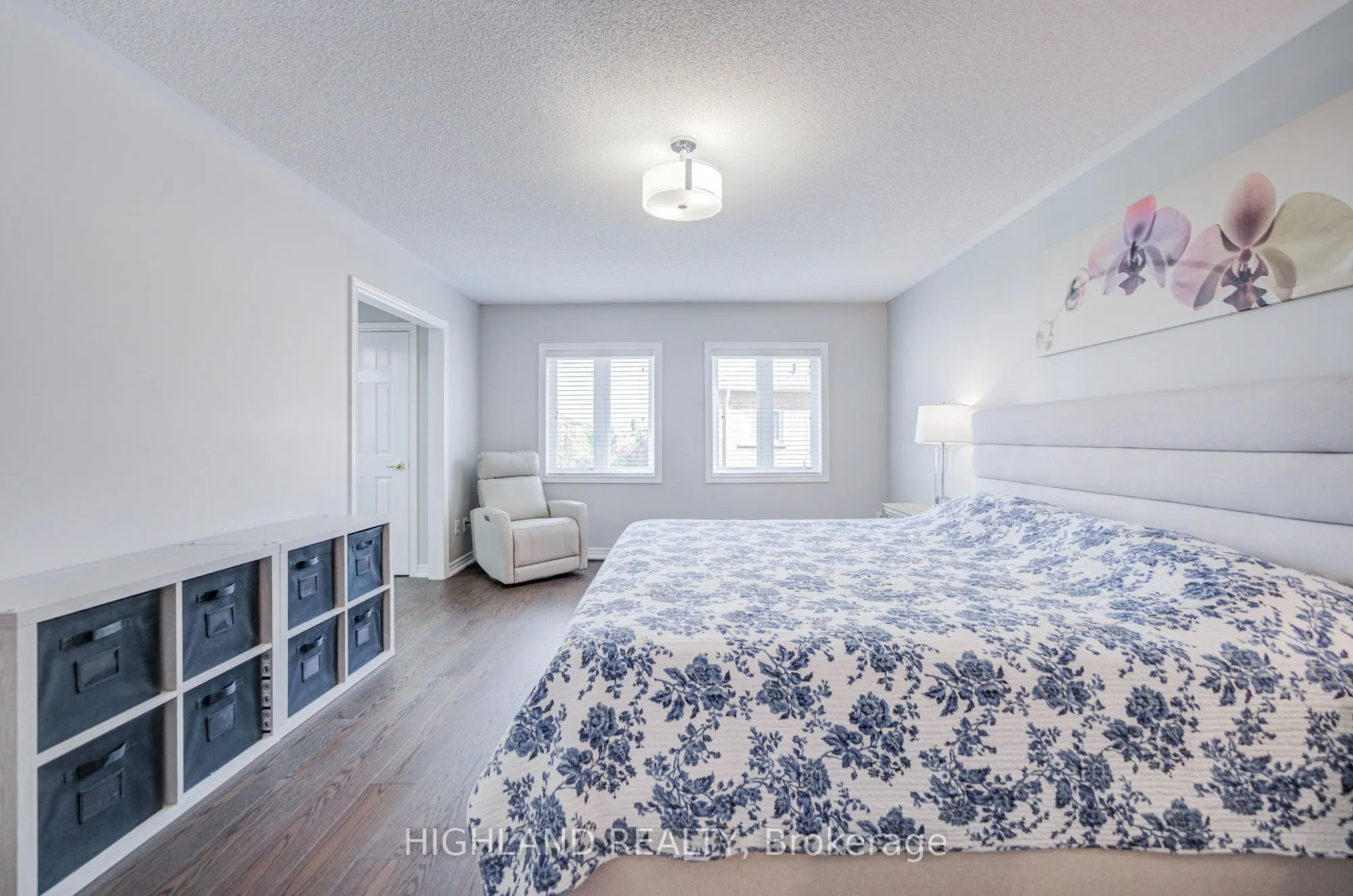 3175 Robert Brown Boulevard