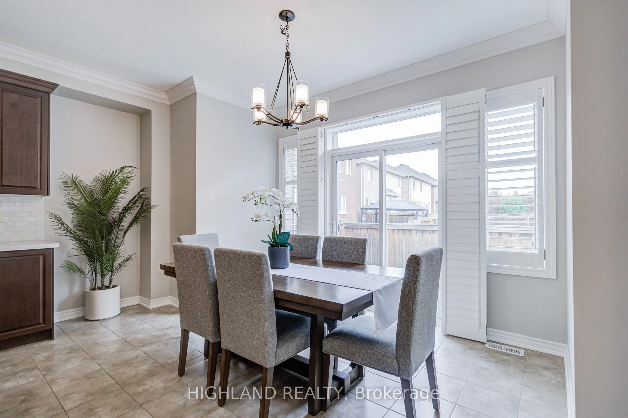 3175 Robert Brown Boulevard