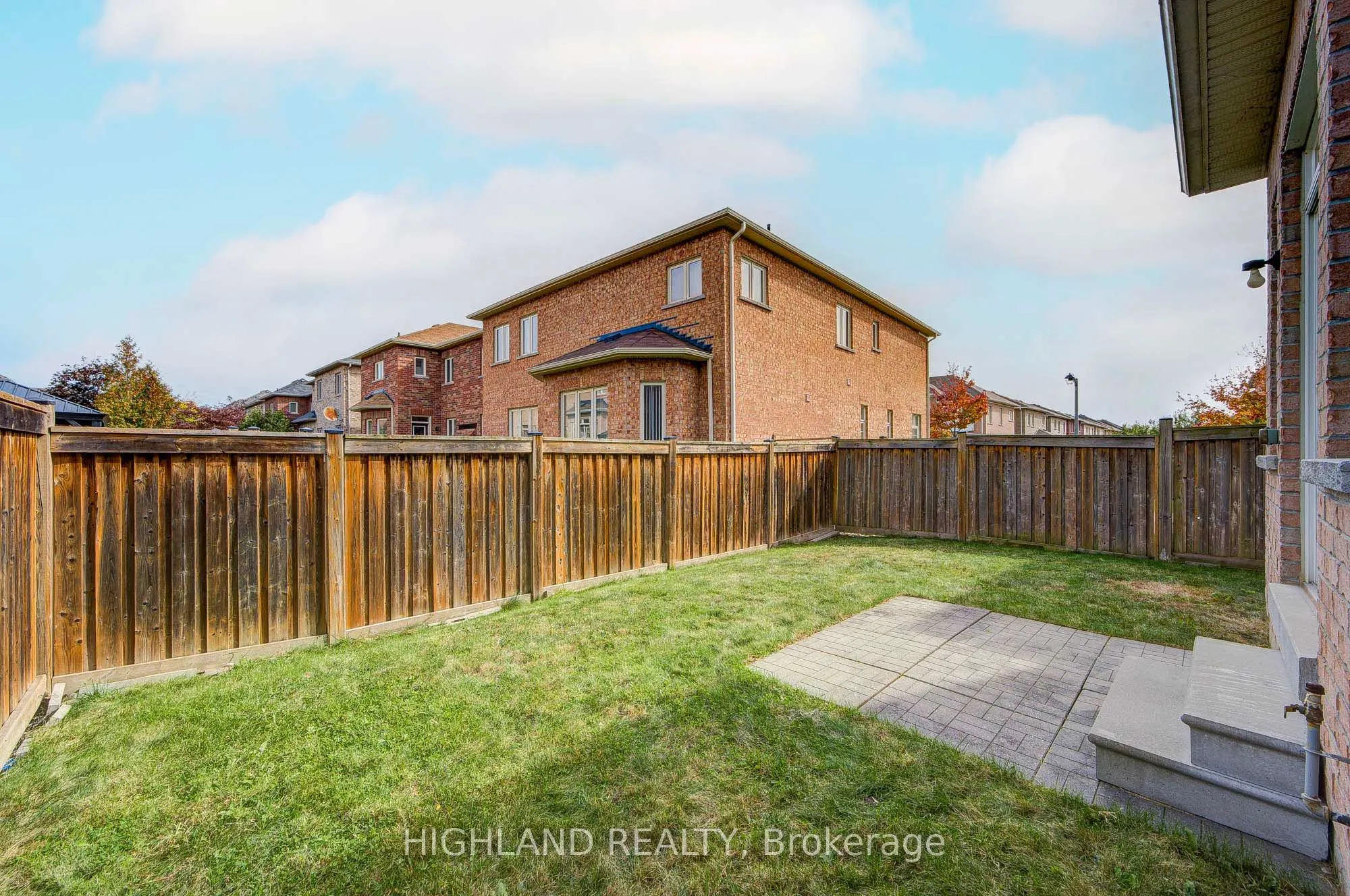 3175 Robert Brown Boulevard
