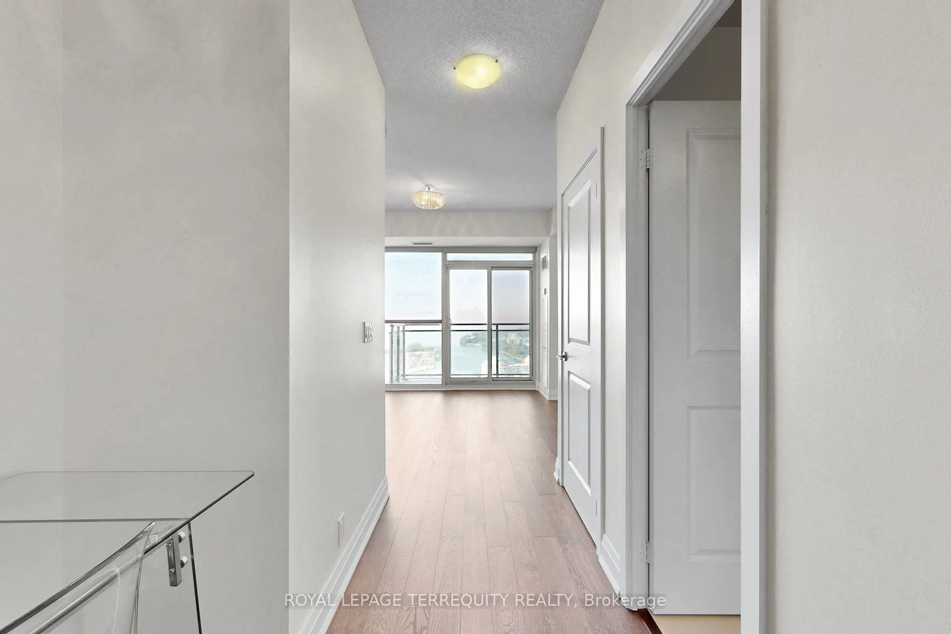 33 Shore Breeze Drive #3111