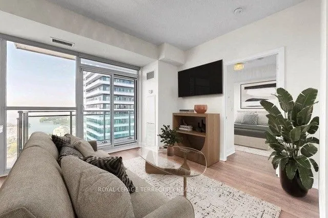33 Shore Breeze Drive #3111