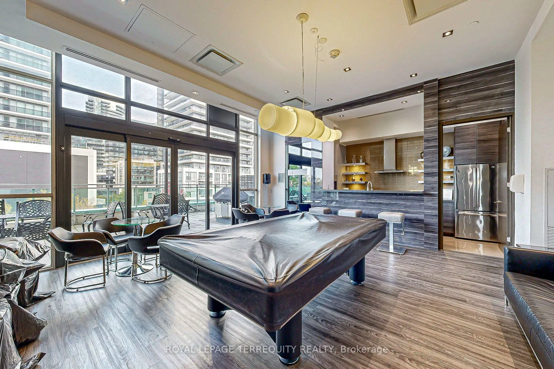 33 Shore Breeze Drive #3111