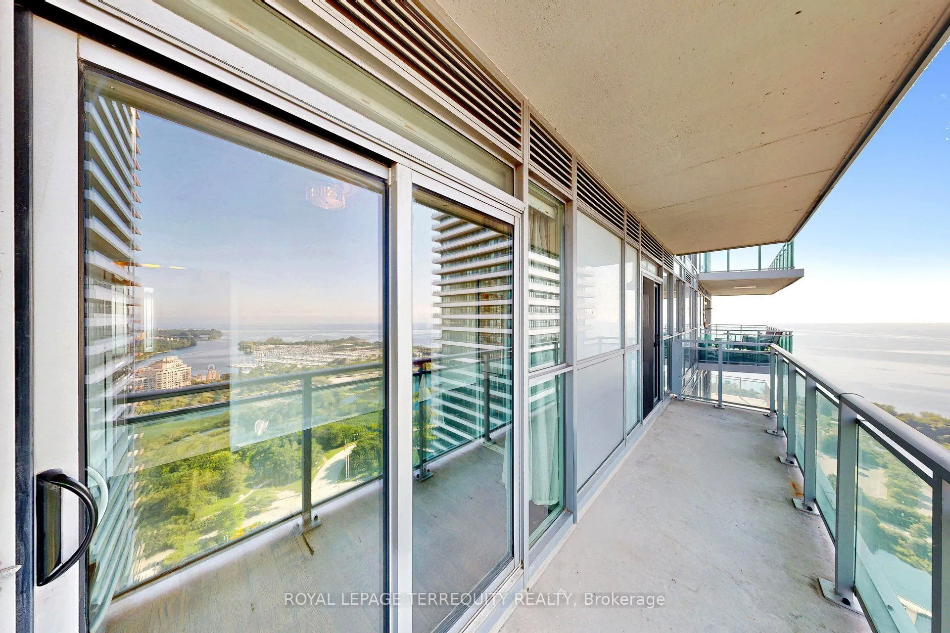 33 Shore Breeze Drive #3111