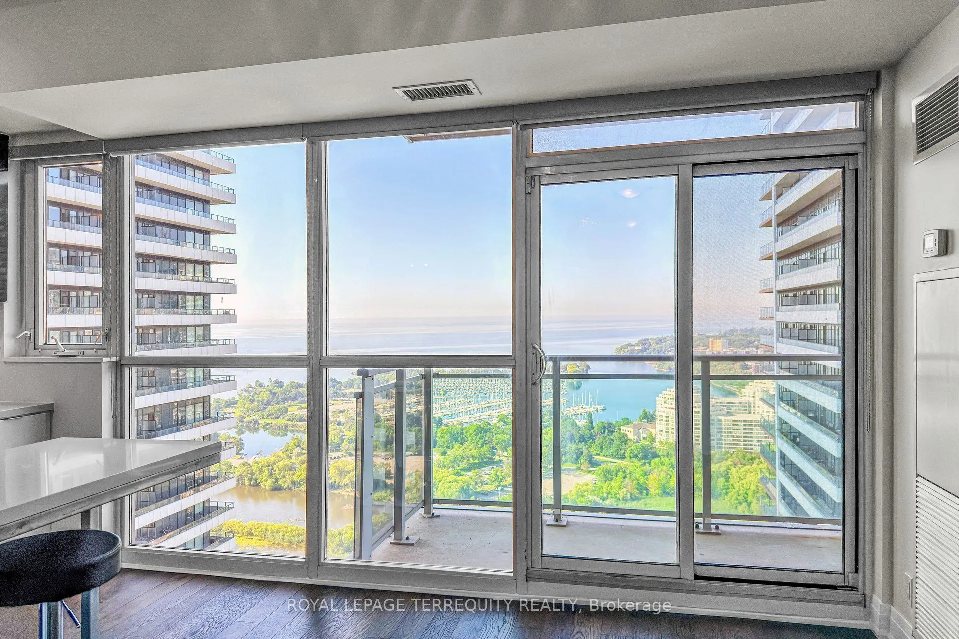 33 Shore Breeze Drive #3111
