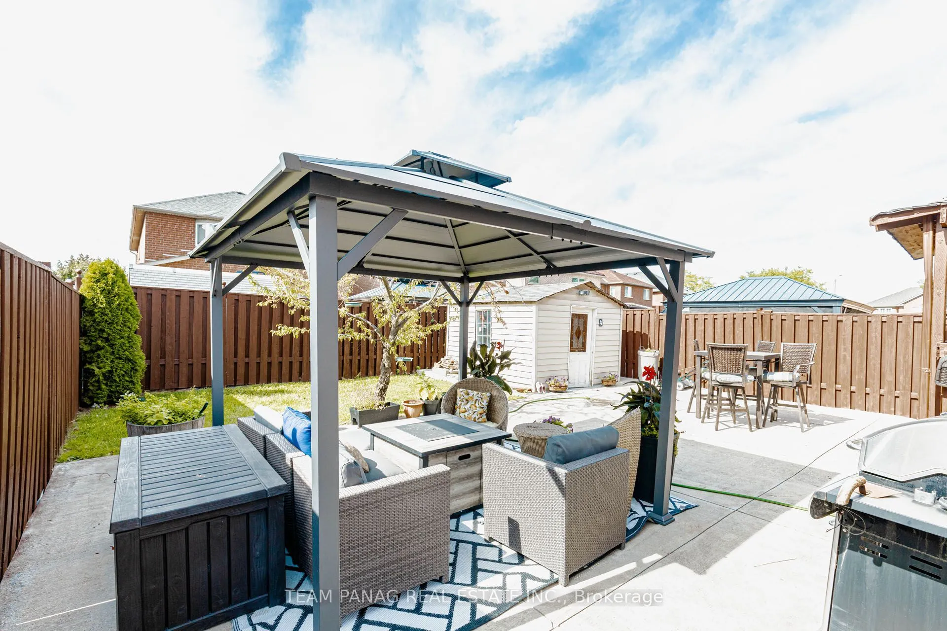 4 Martineau Road