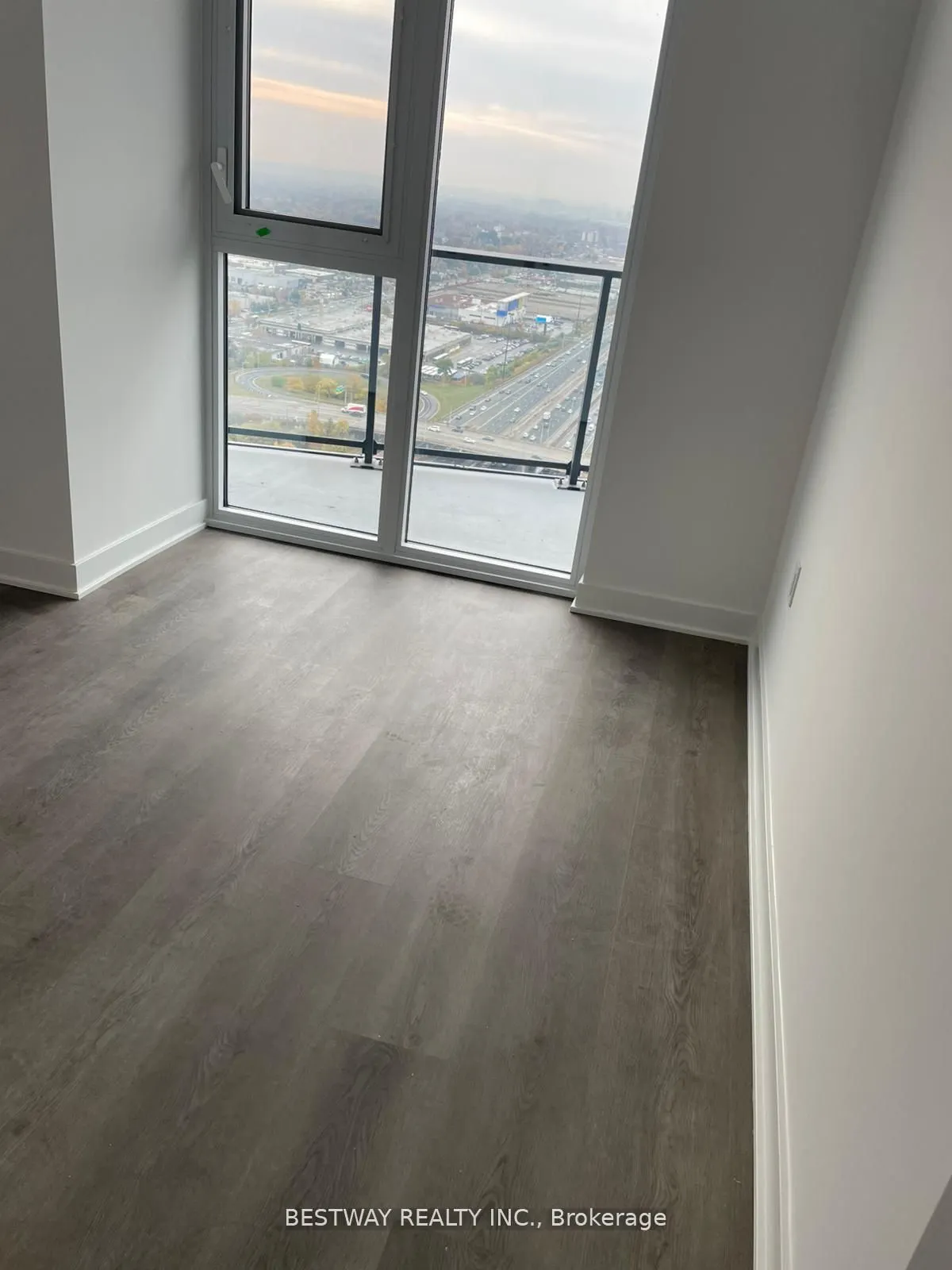 36 Zorra Street W #3202