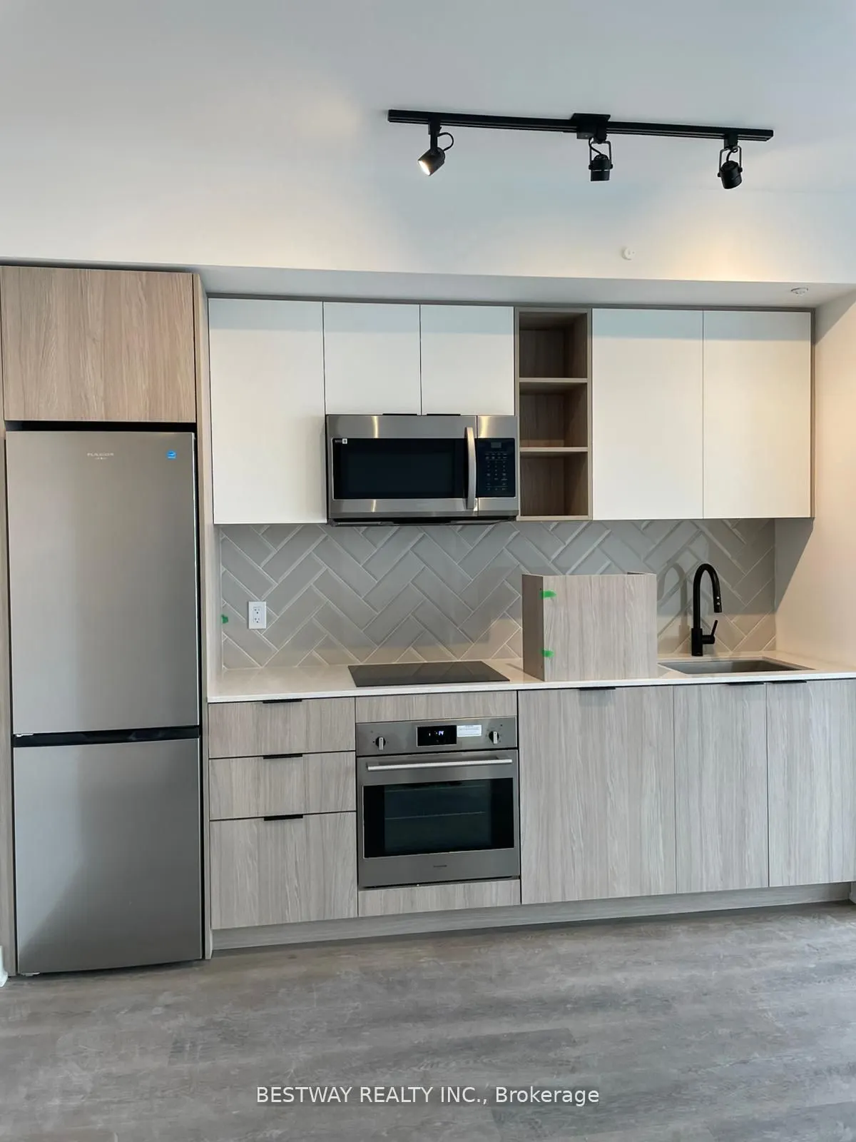 36 Zorra Street W #3202