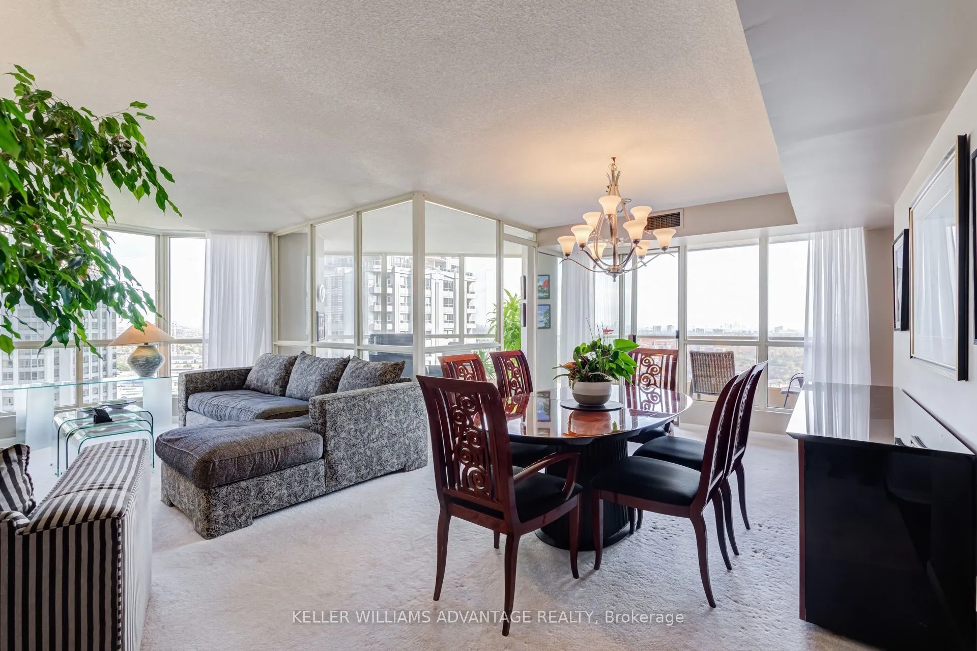 55 Kingsbridge Garden Circle #2210