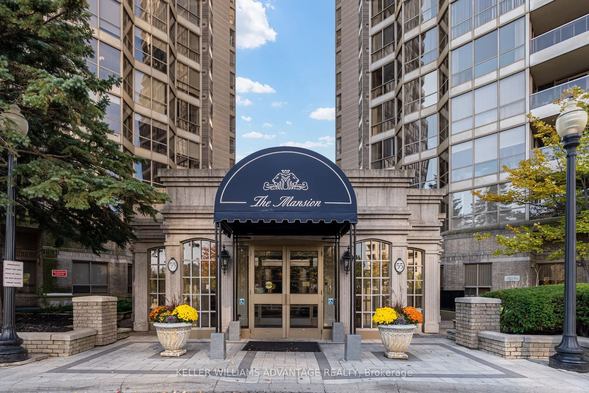 55 Kingsbridge Garden Circle #2210