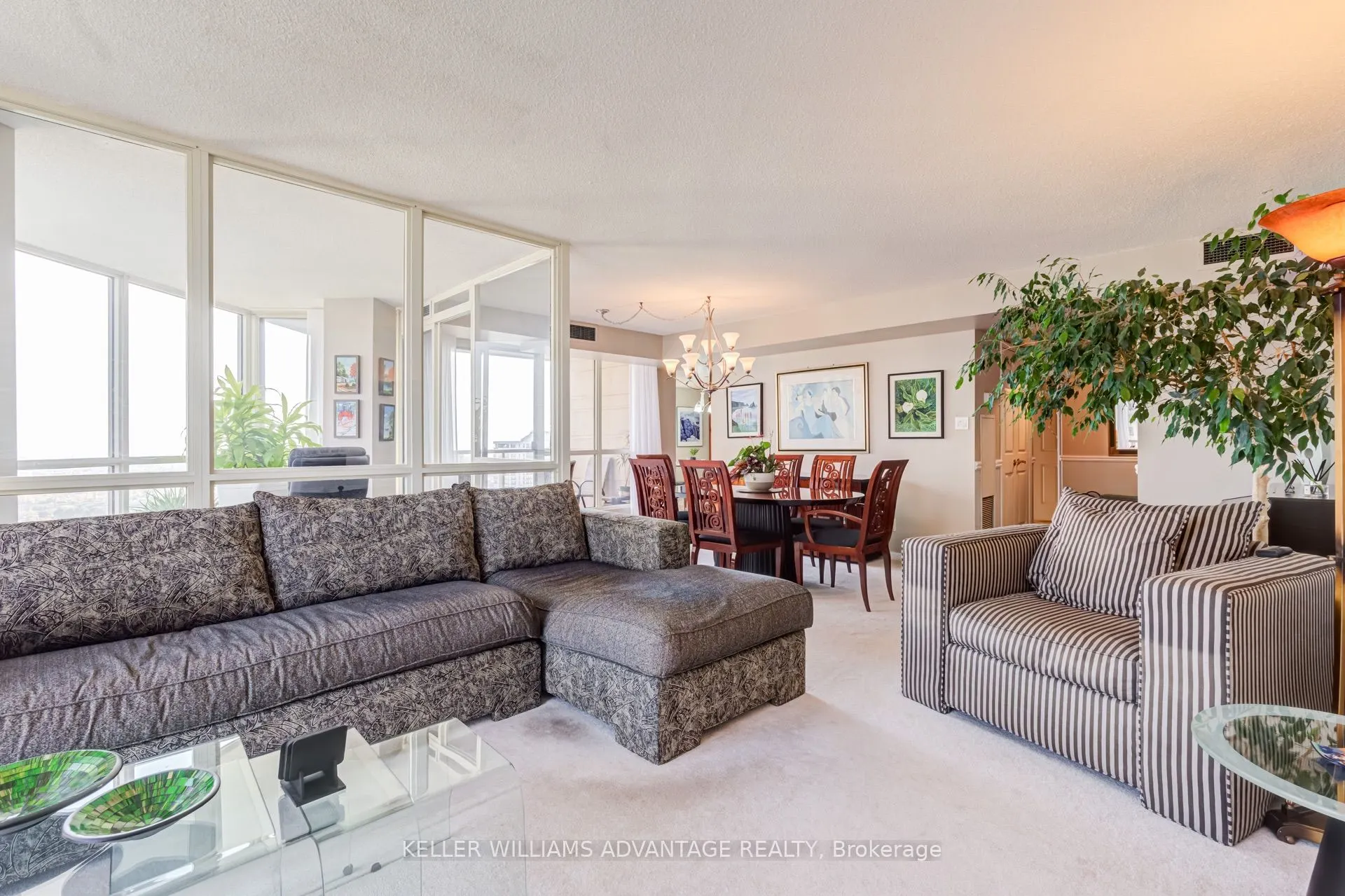 55 Kingsbridge Garden Circle #2210