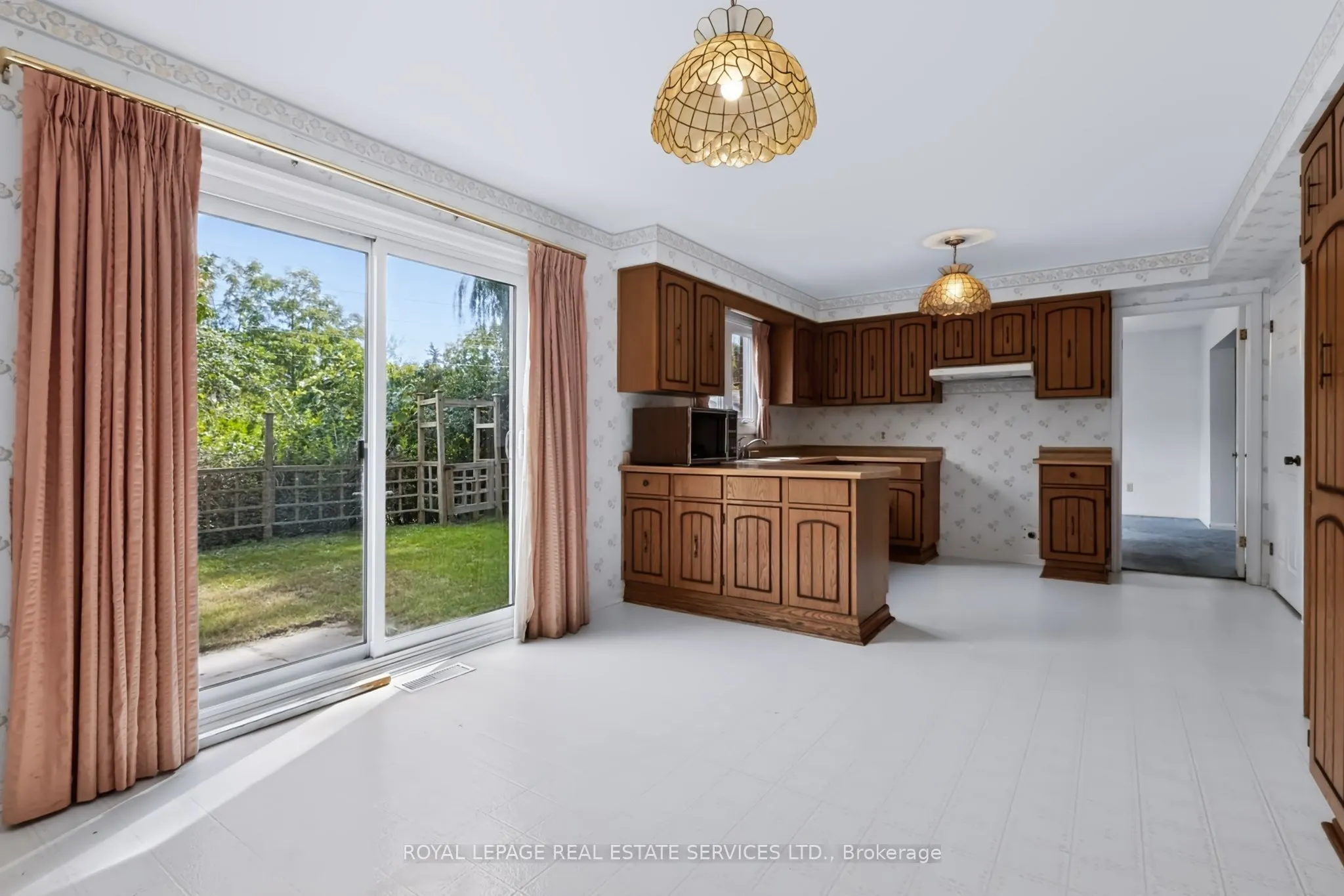 1326 Prince Albert Court