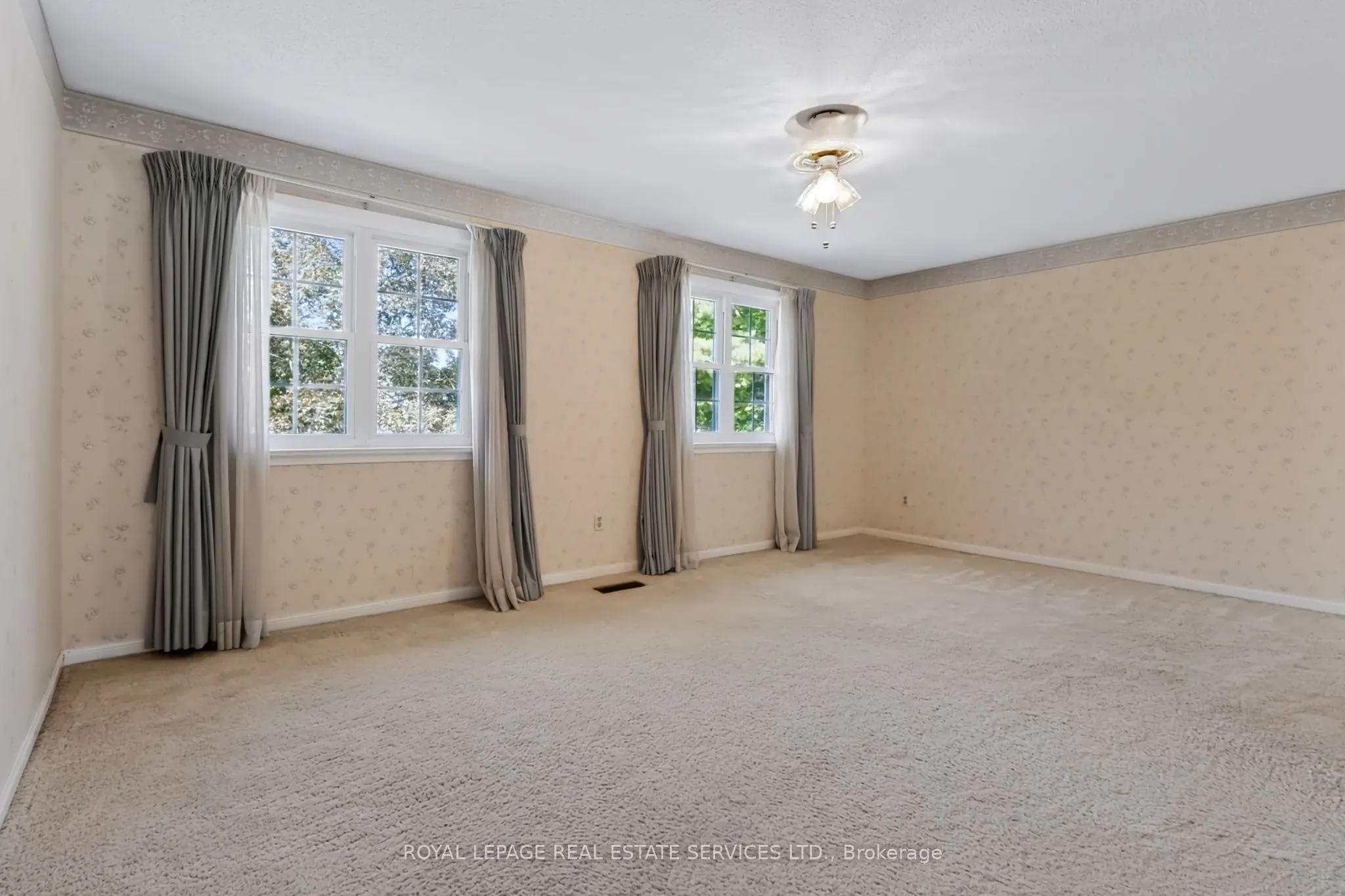 1326 Prince Albert Court