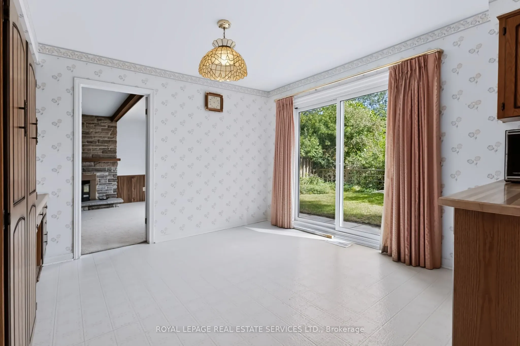 1326 Prince Albert Court