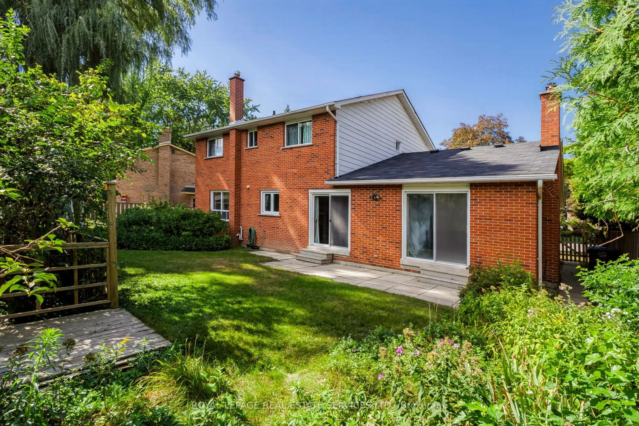 1326 Prince Albert Court