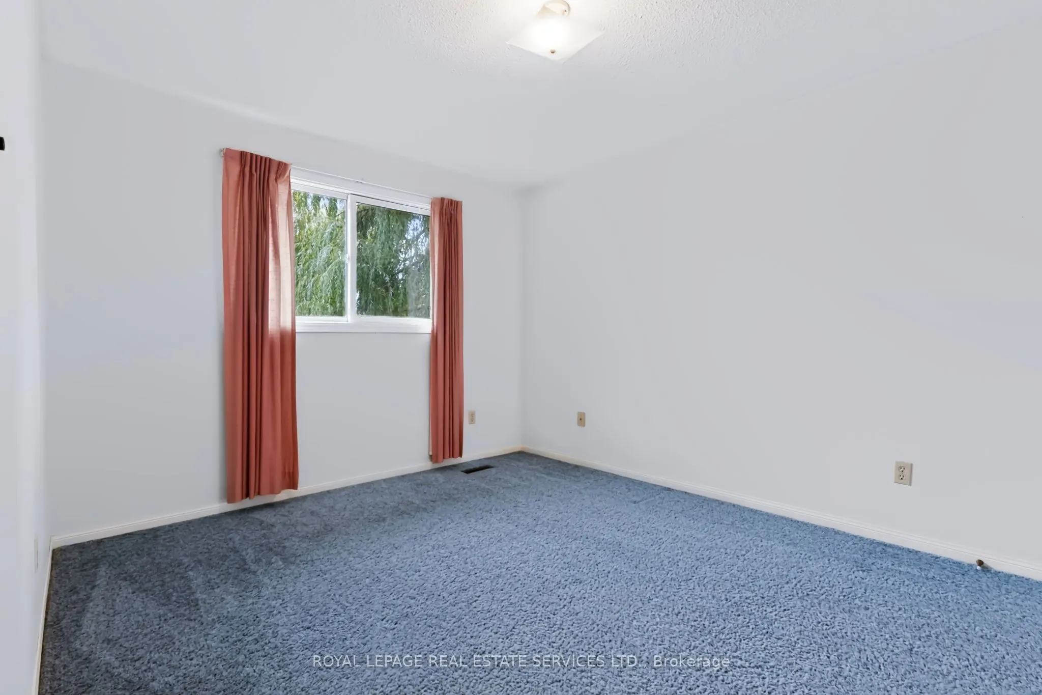 1326 Prince Albert Court