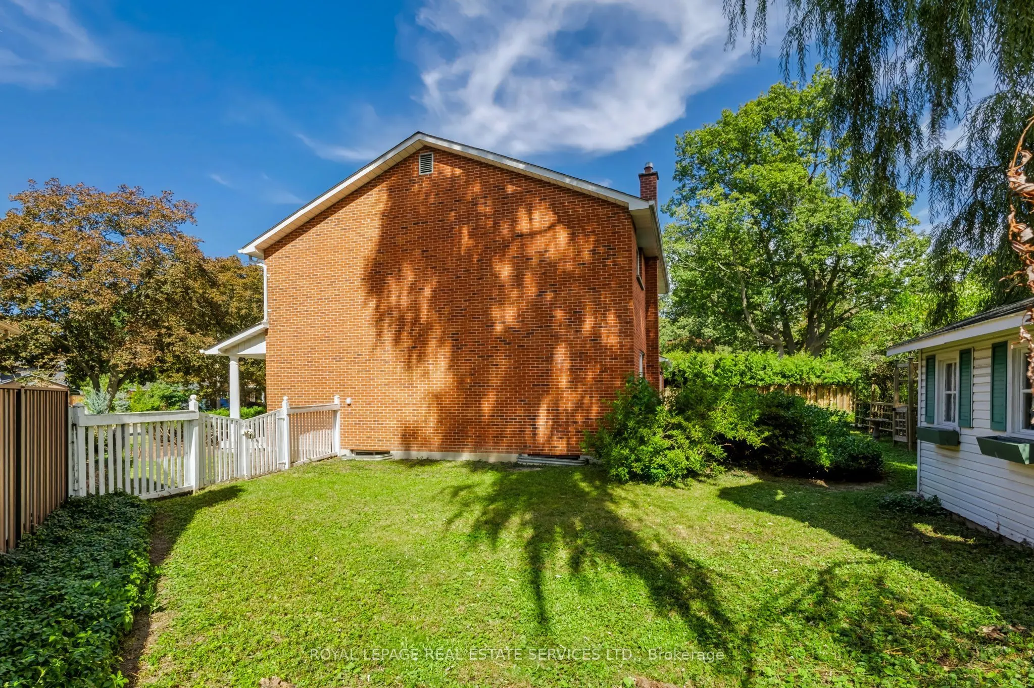 1326 Prince Albert Court
