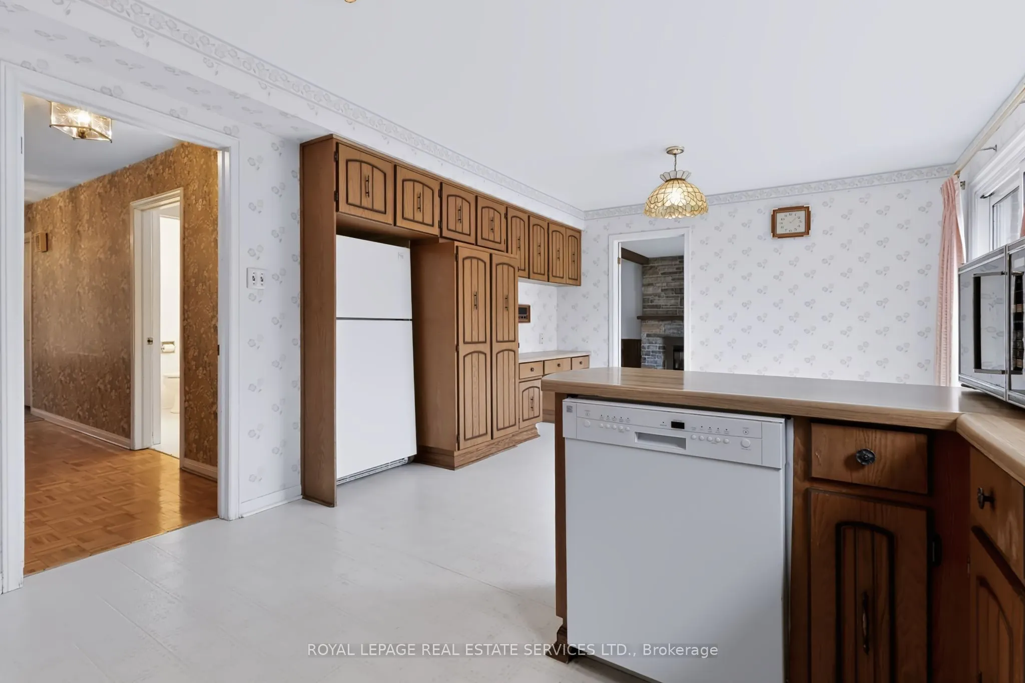 1326 Prince Albert Court