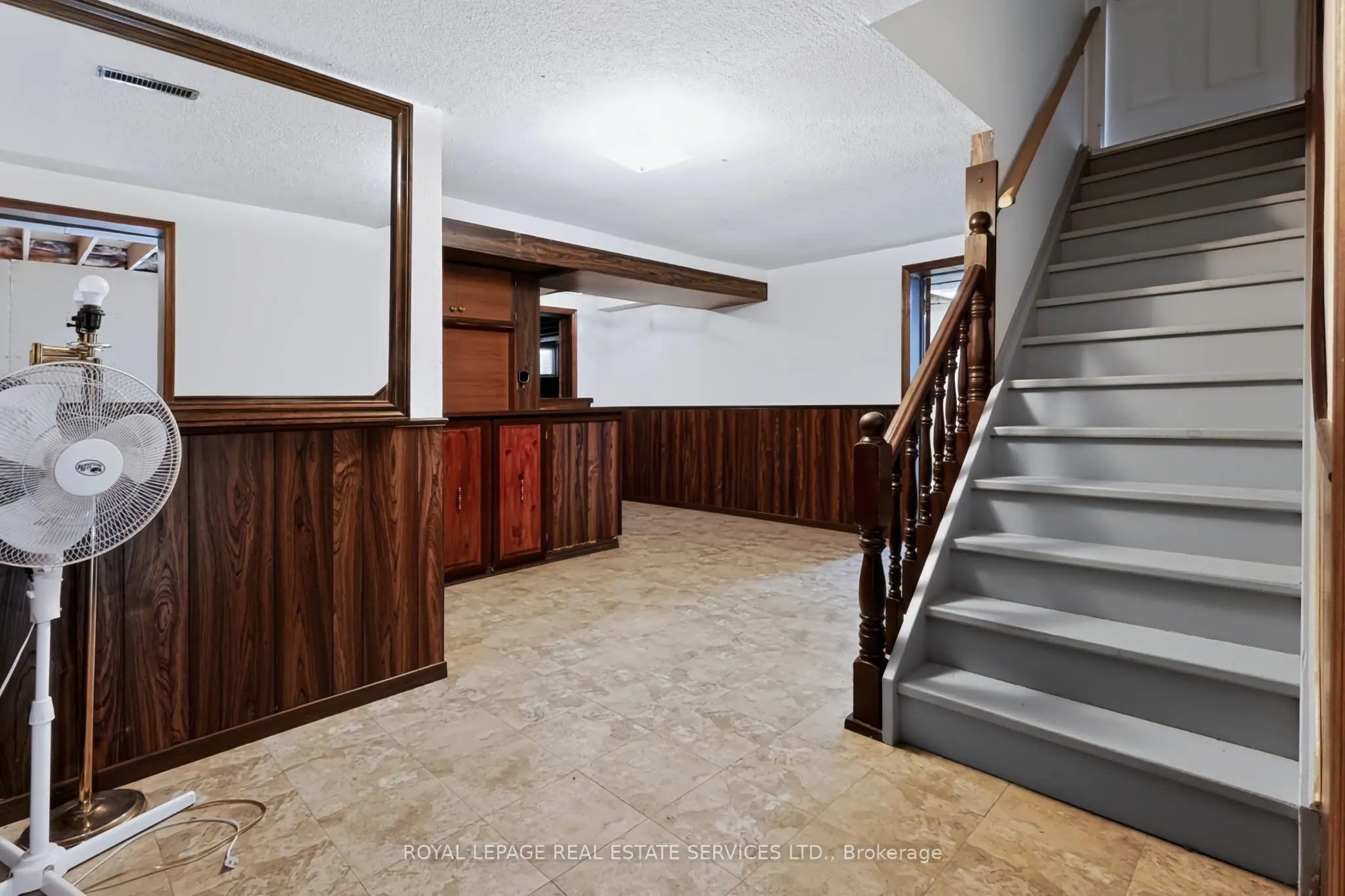 1326 Prince Albert Court