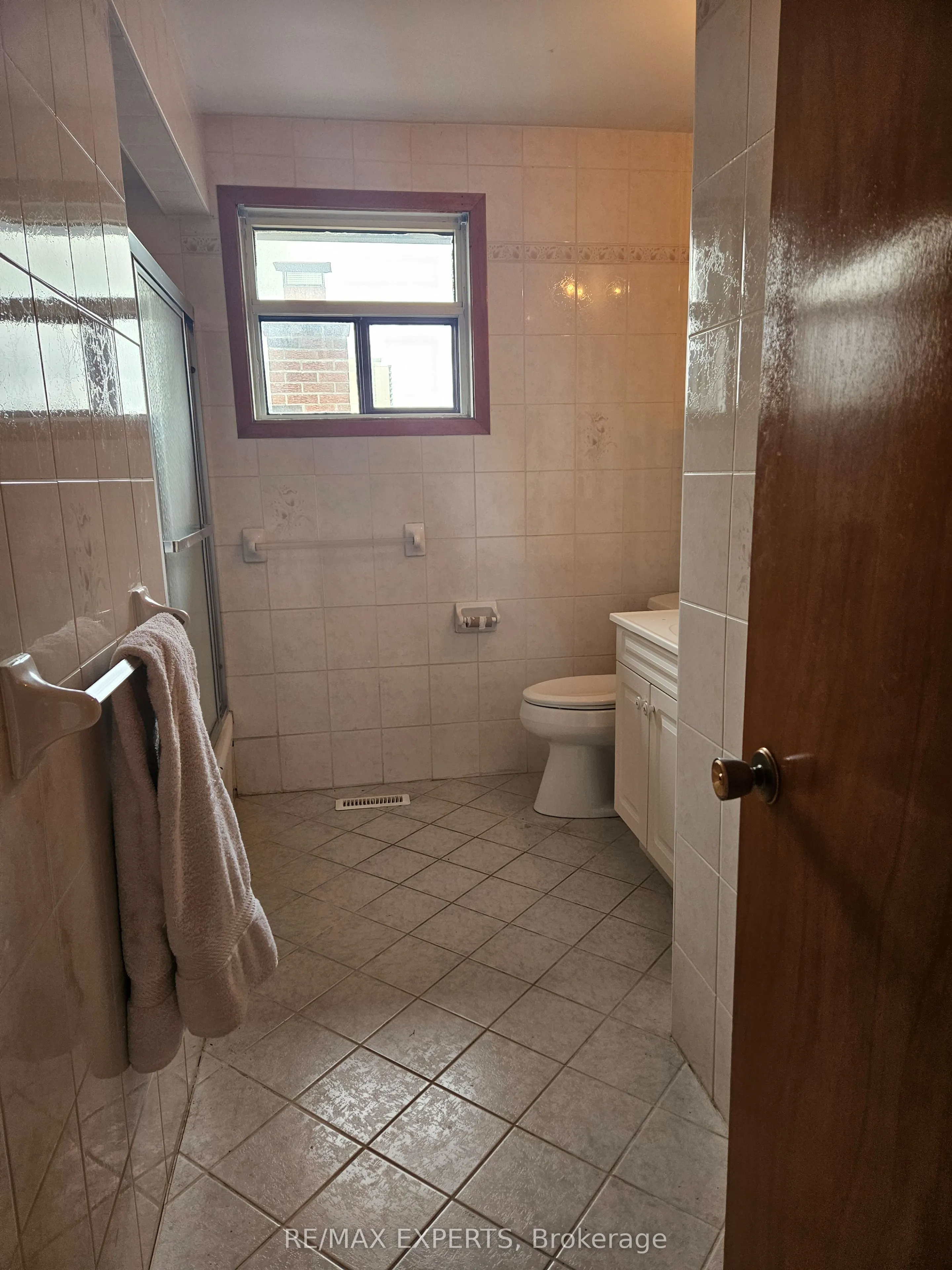 1 Byworth Boulevard