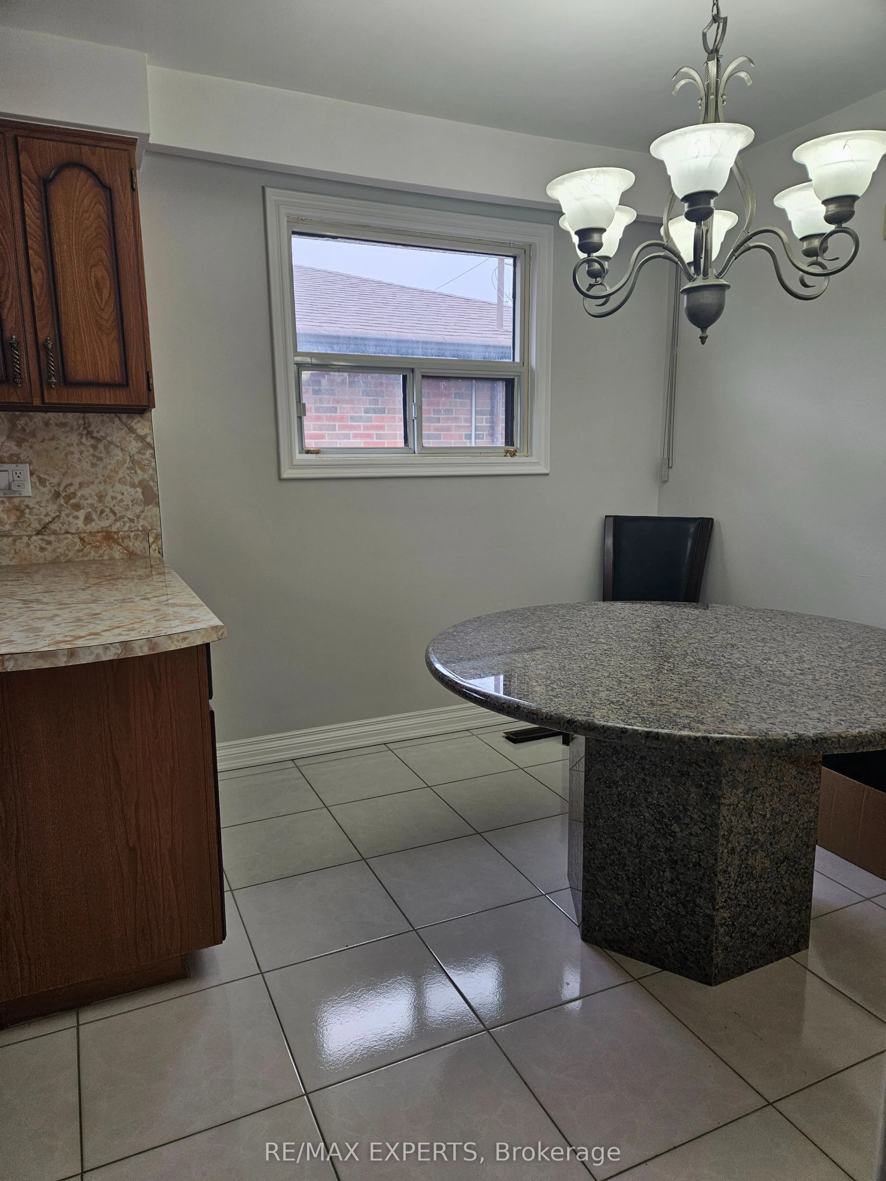1 Byworth Boulevard