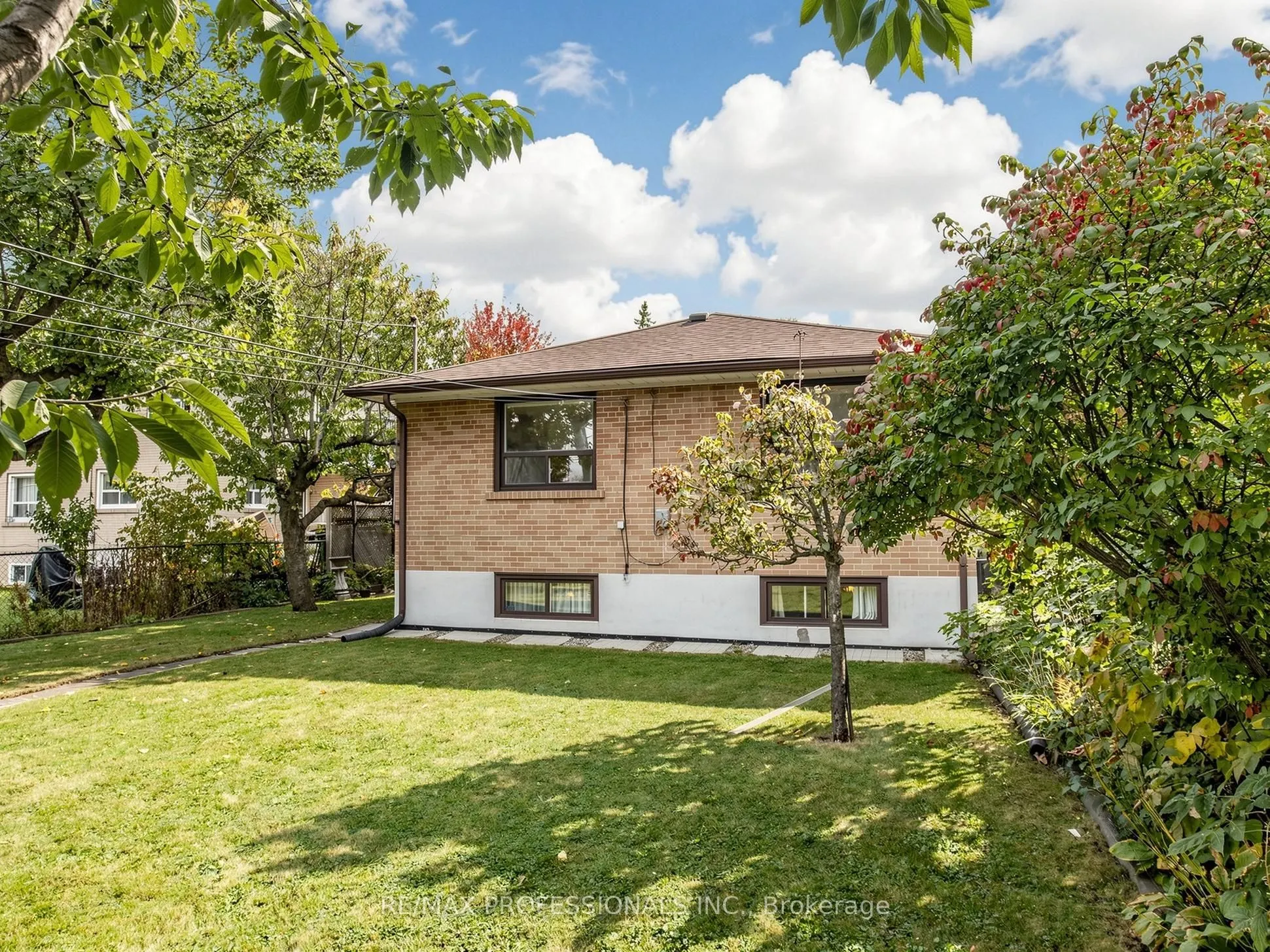 34 Crestridge Heights Road