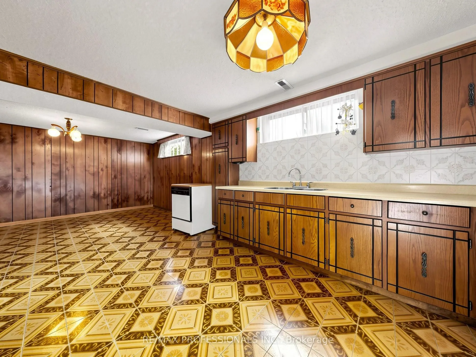 34 Crestridge Heights Road
