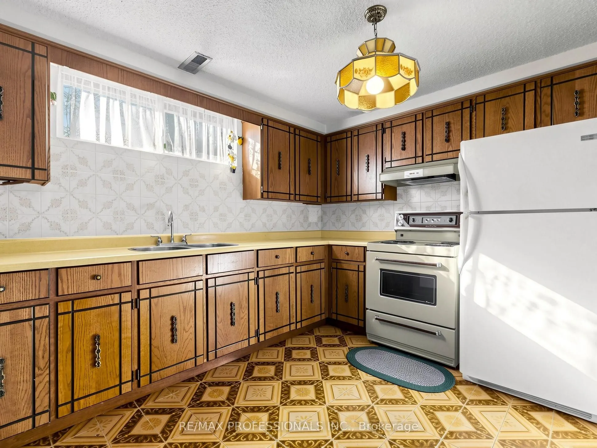 34 Crestridge Heights Road