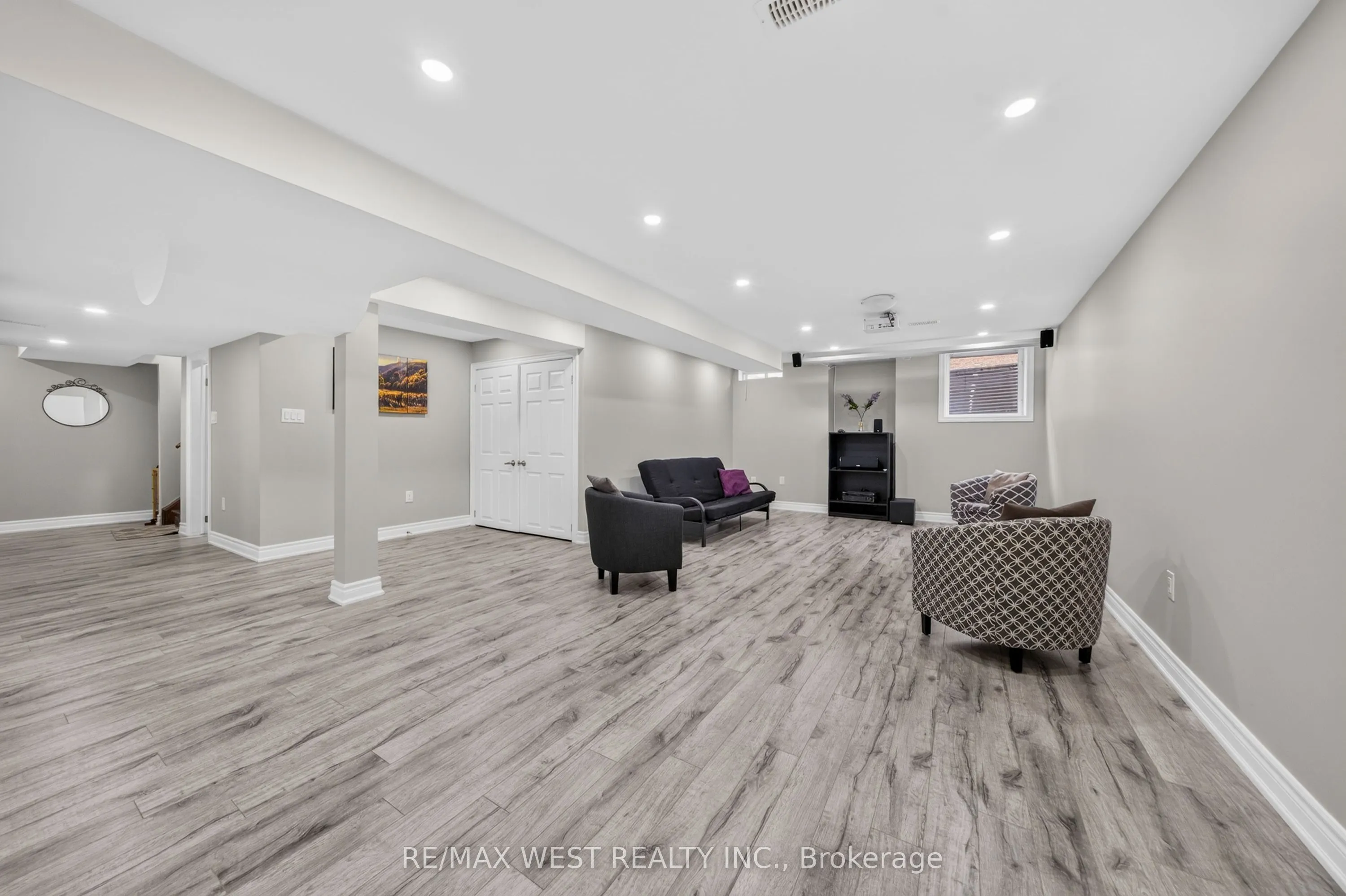 8 Calvados Crescent