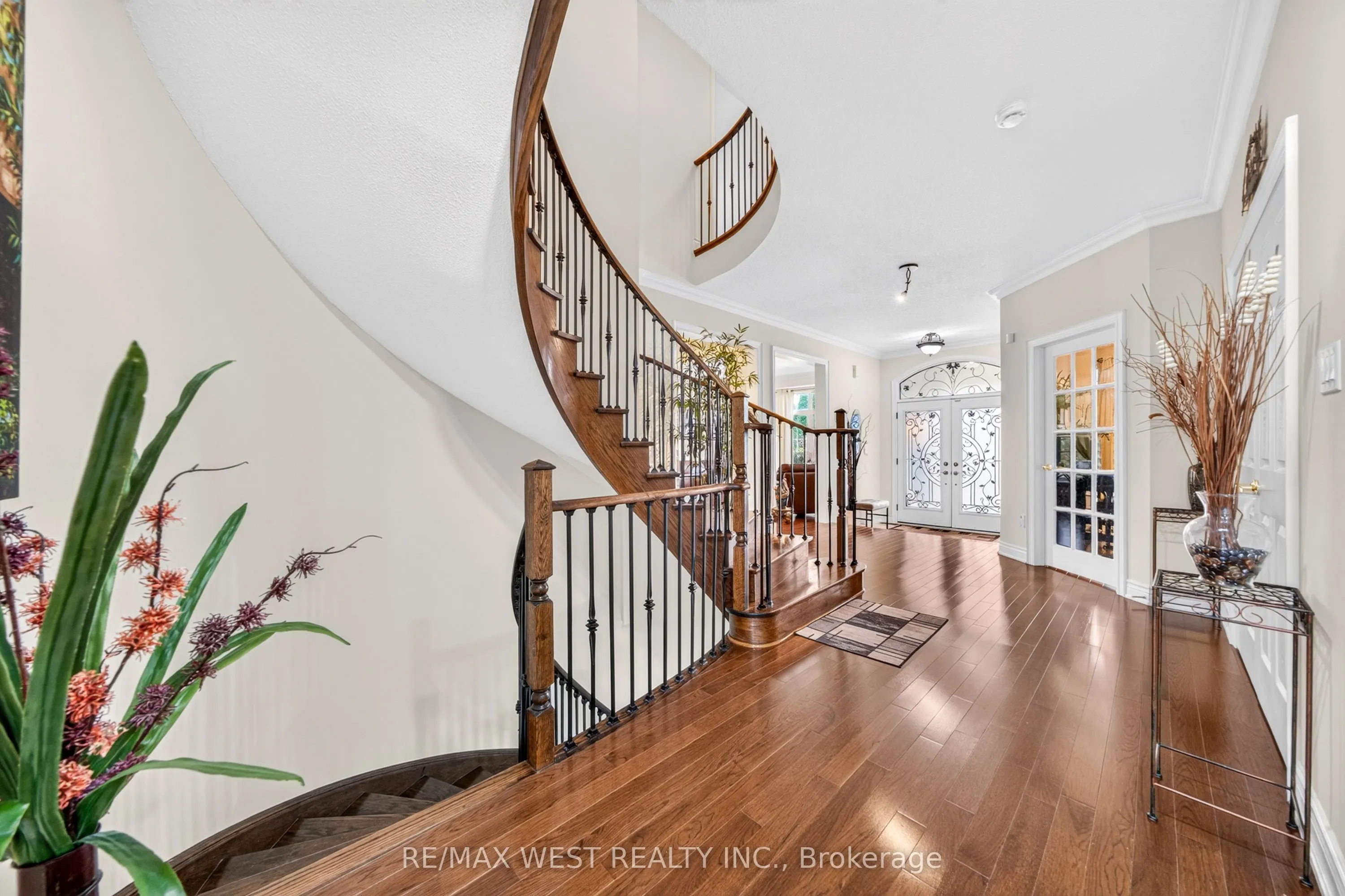 8 Calvados Crescent