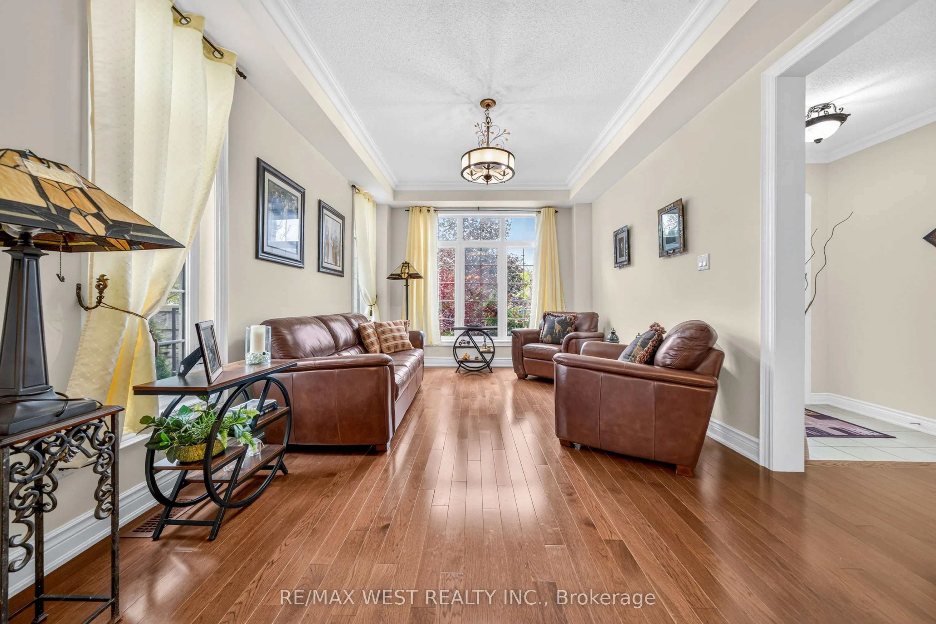8 Calvados Crescent