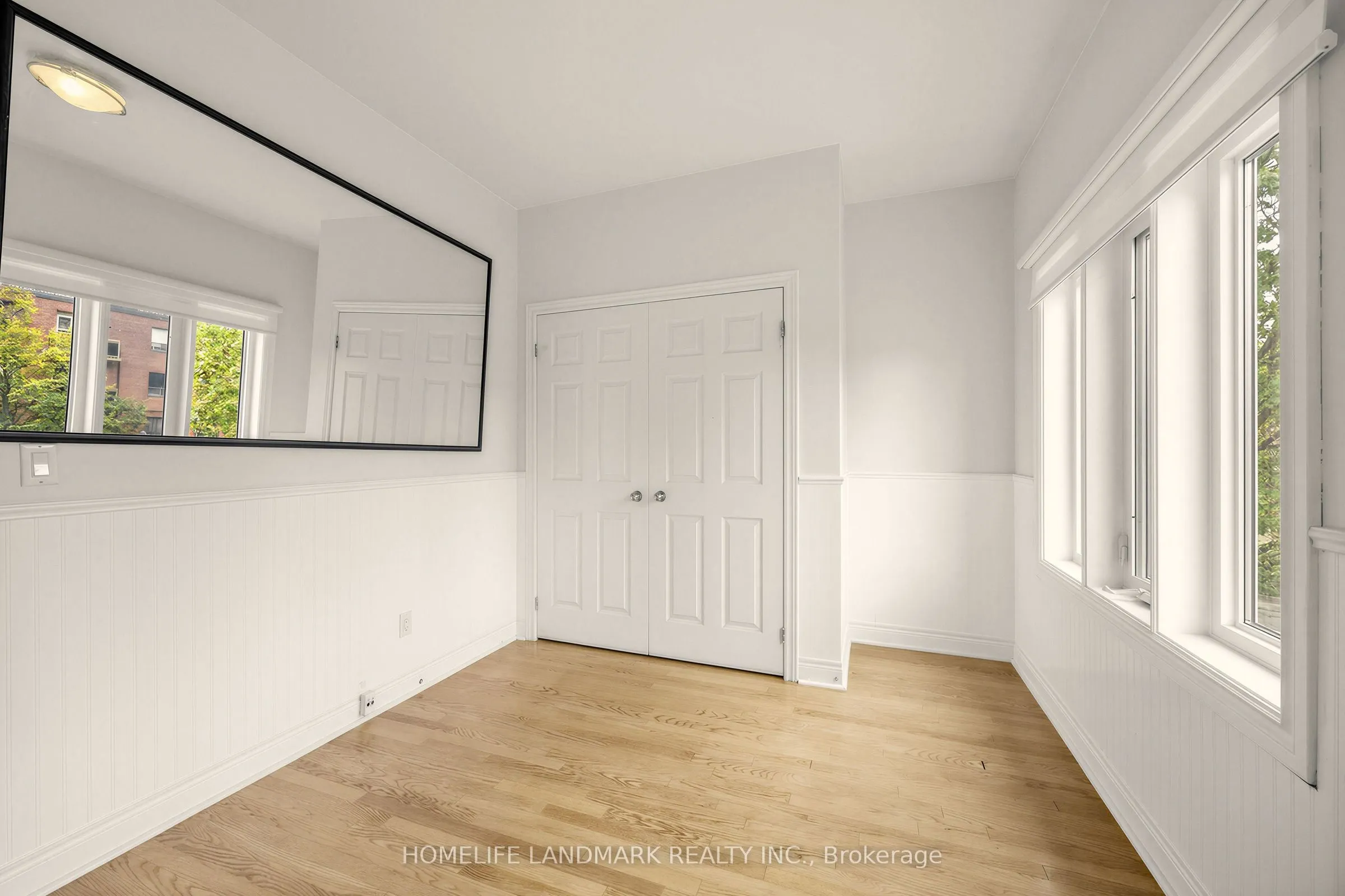 2283 Lake Shore Boulevard W #B