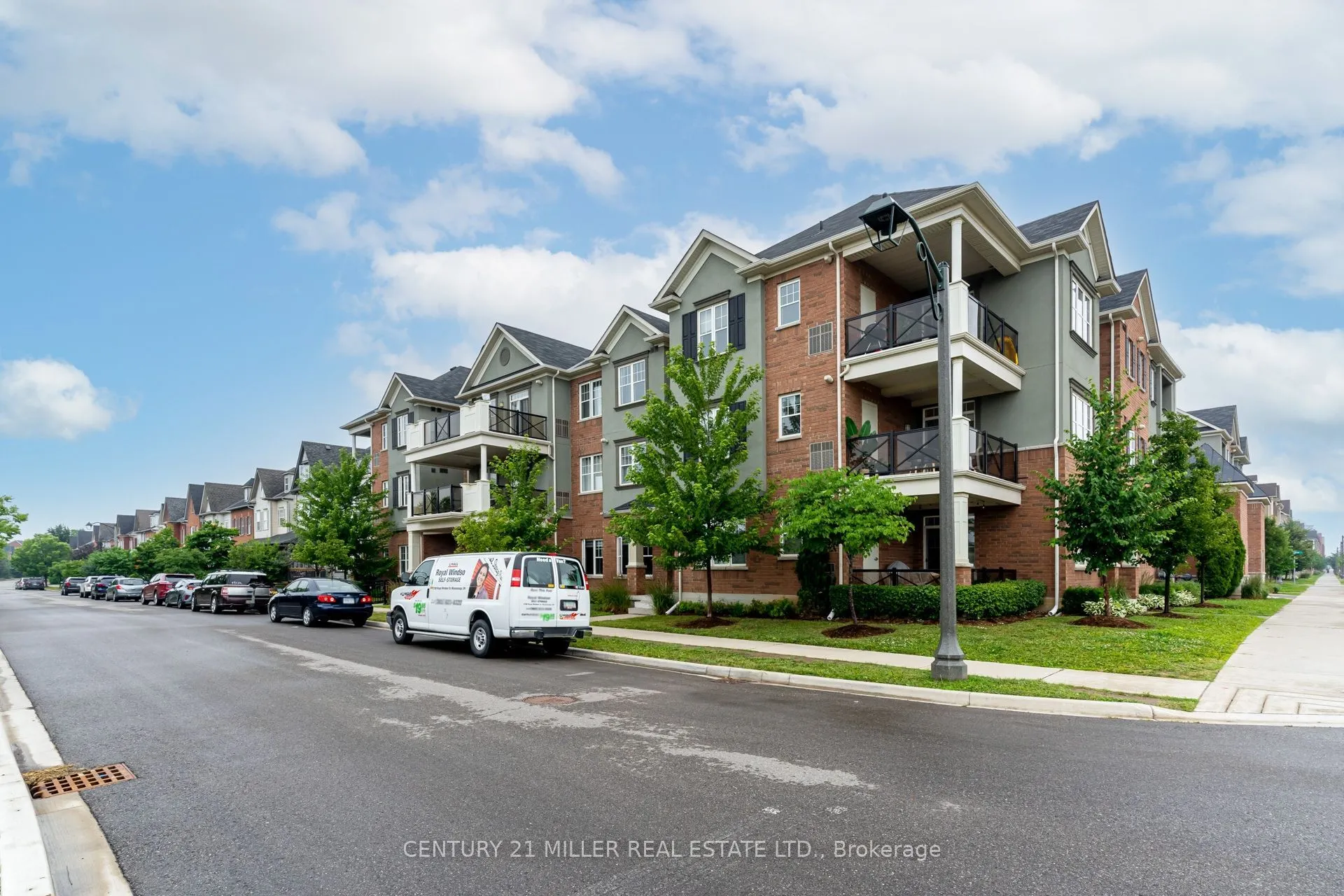 275 Roxton Road #201