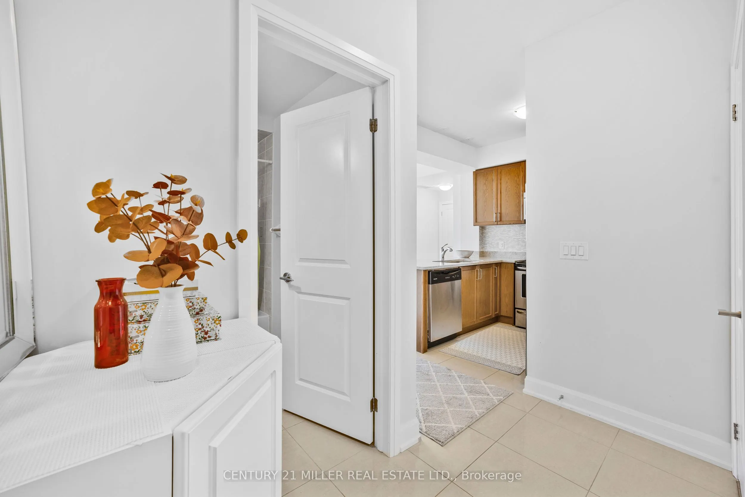 275 Roxton Road #201