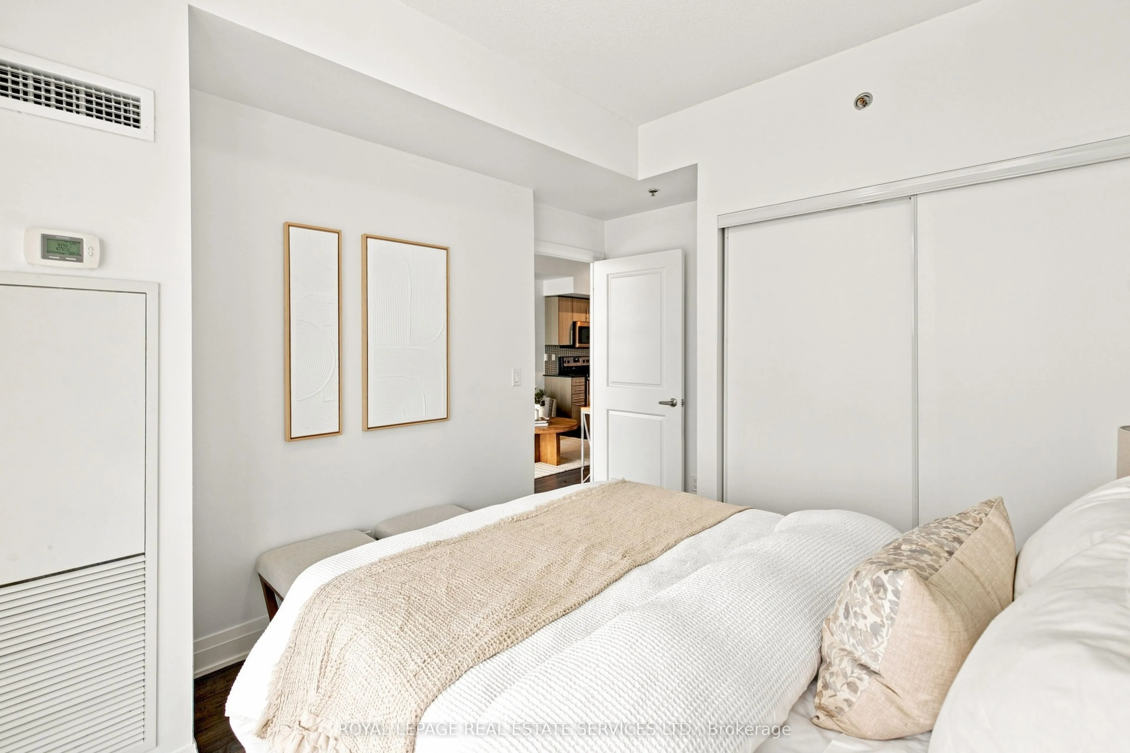 55 Speers Road #10
