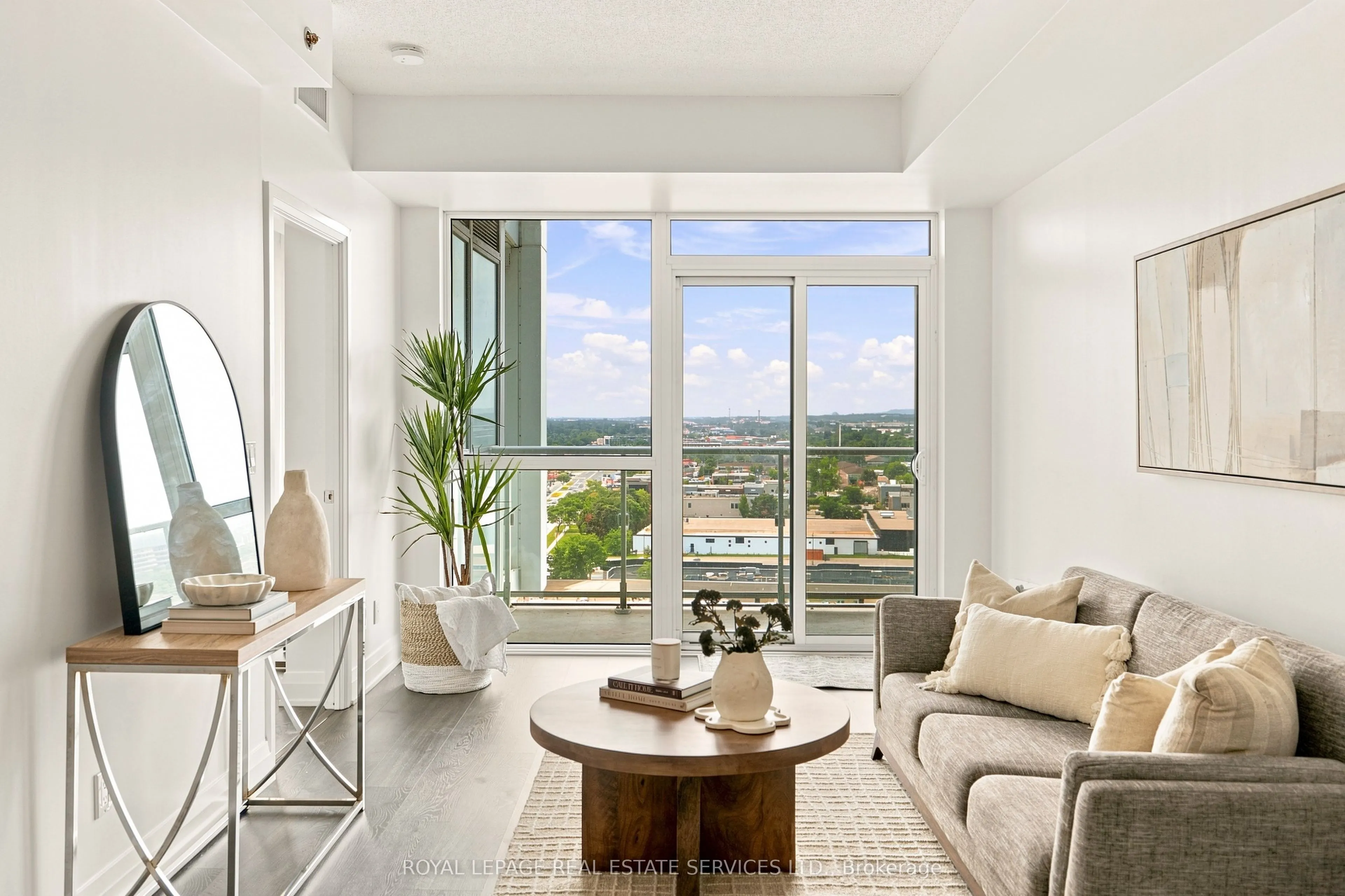 55 Speers Road #10