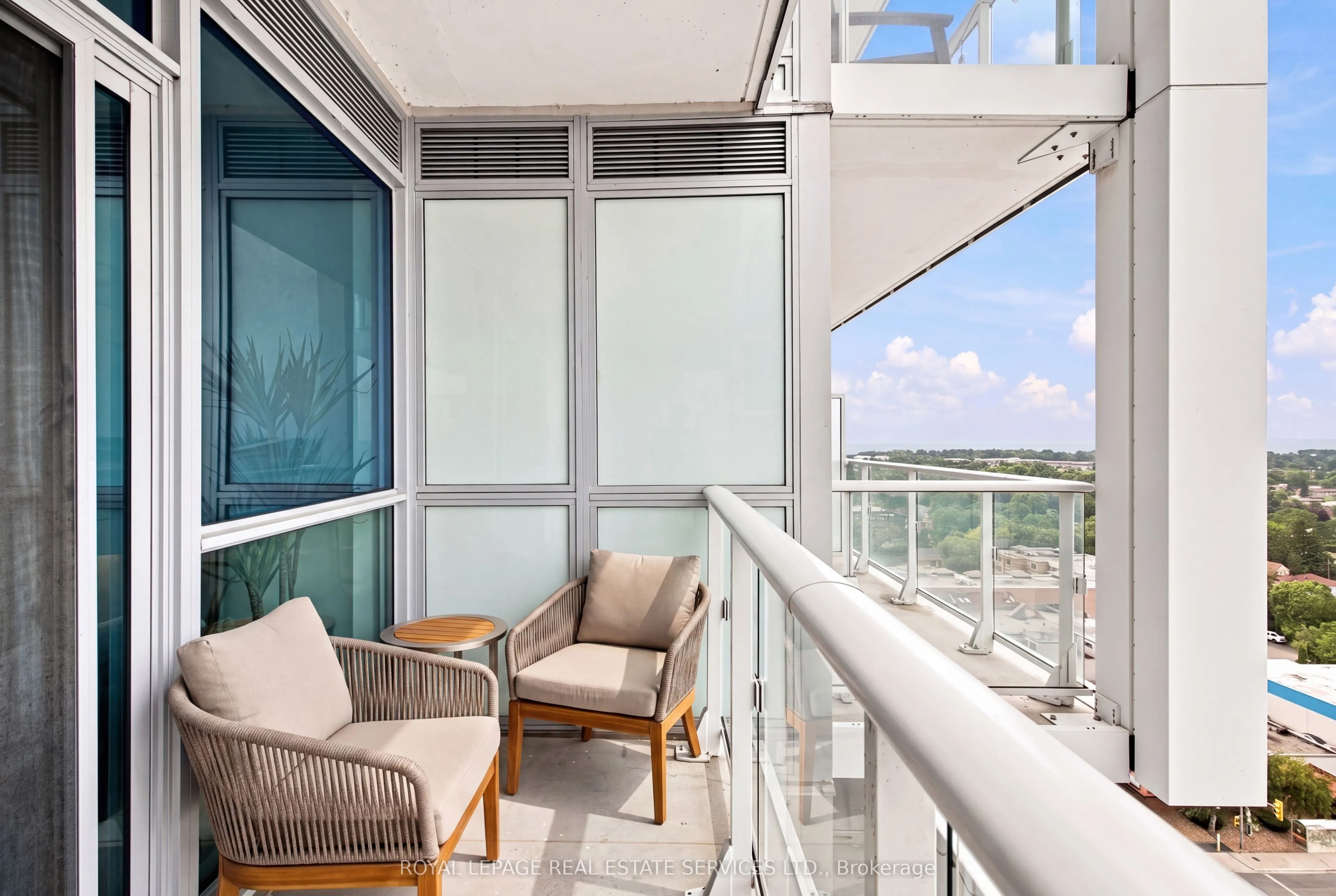 55 Speers Road #10