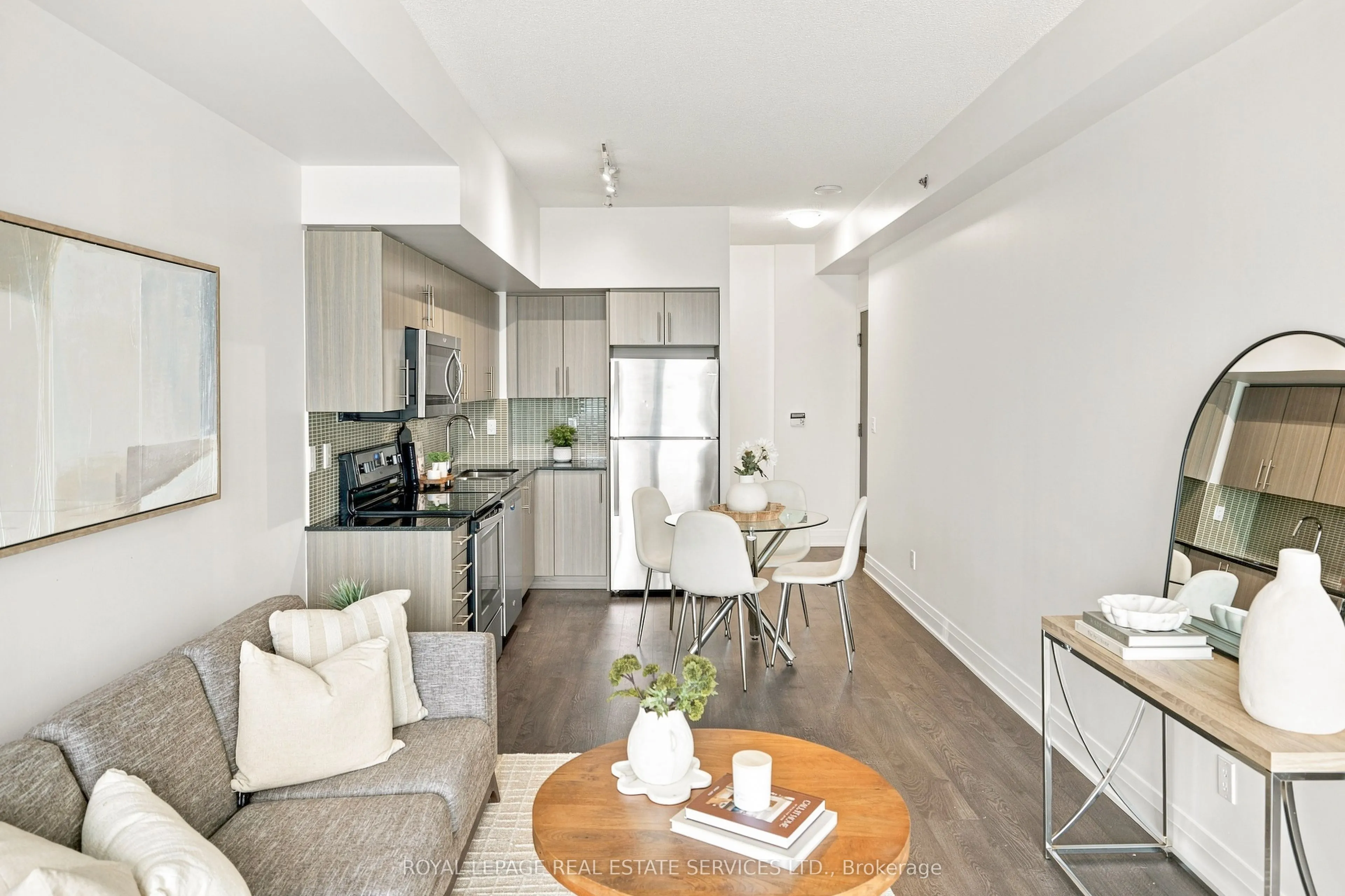 55 Speers Road #10