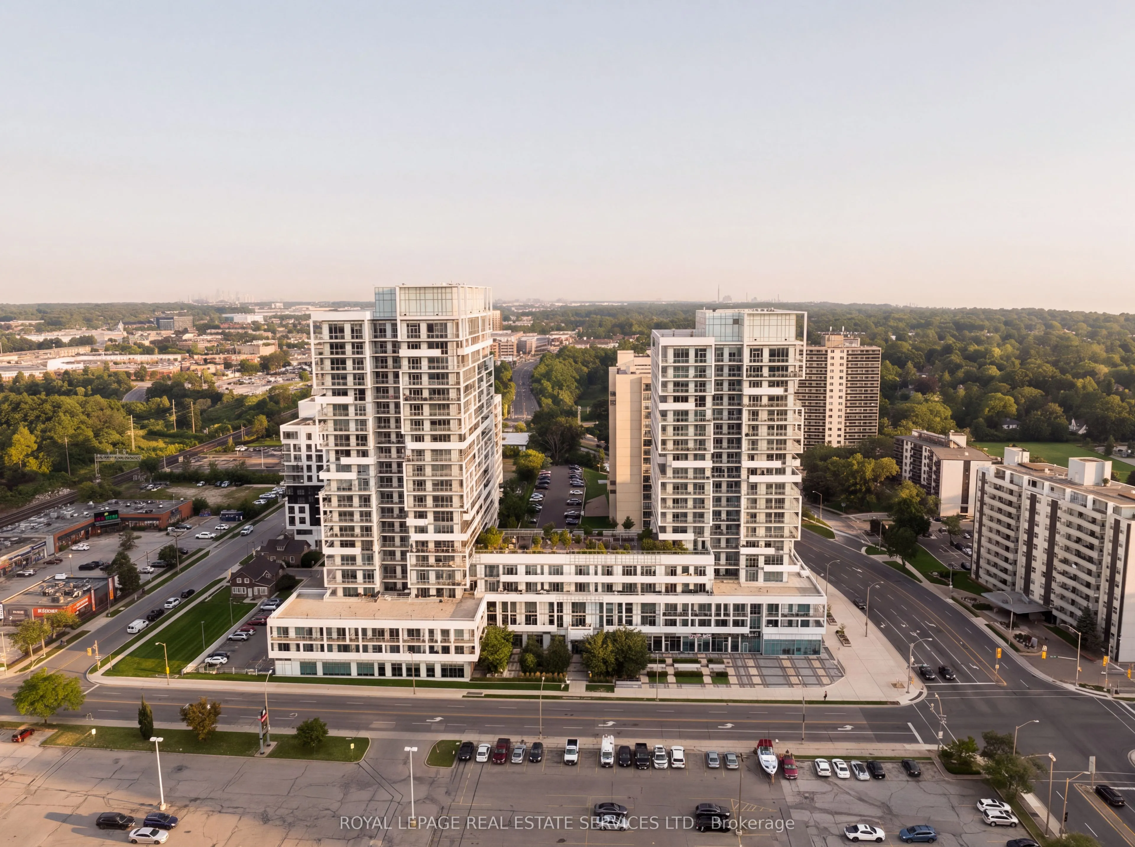 55 Speers Road #1310