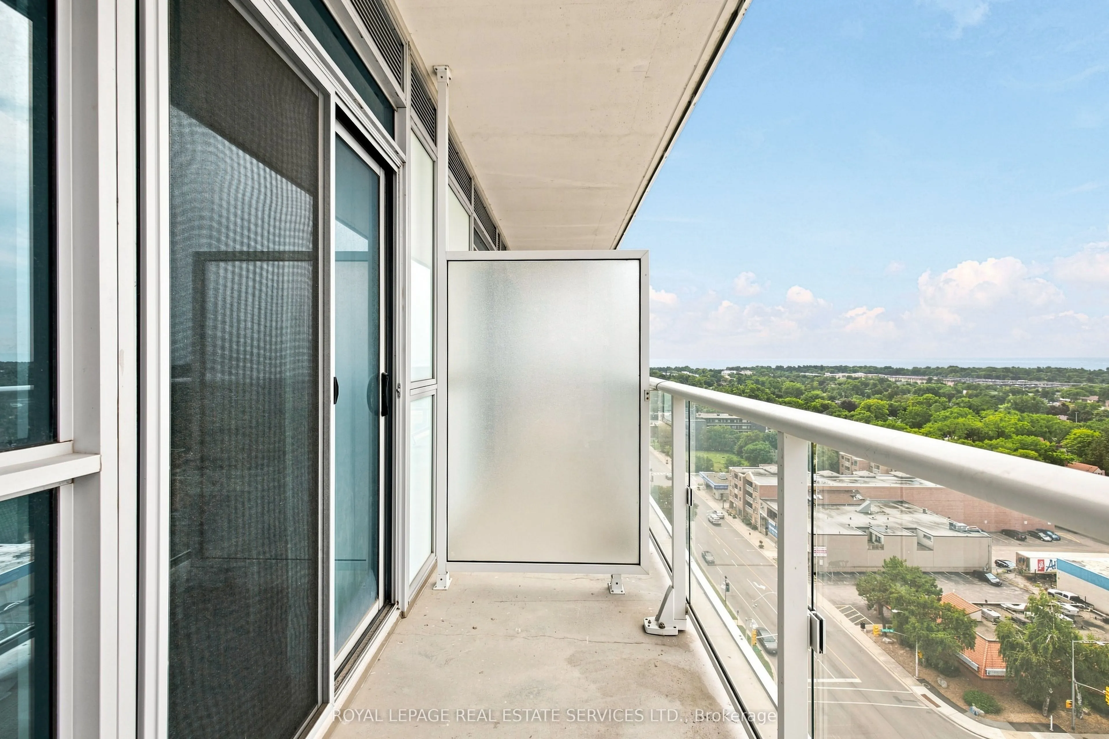 55 Speers Road #10