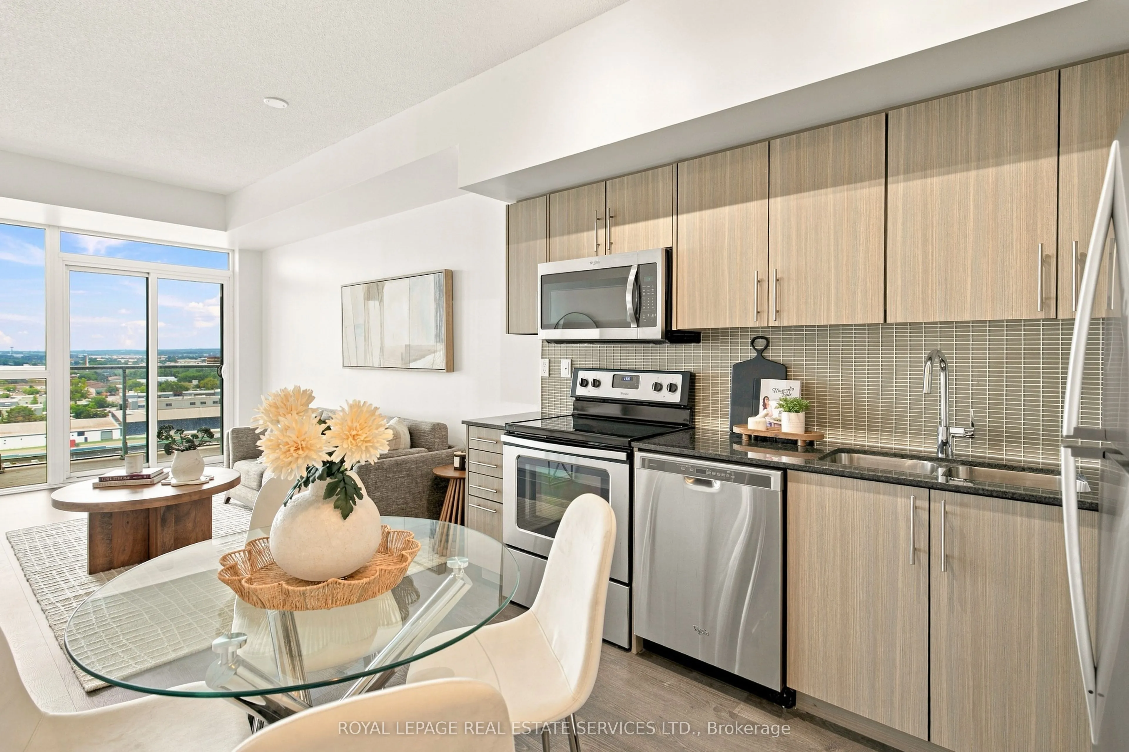 55 Speers Road #10