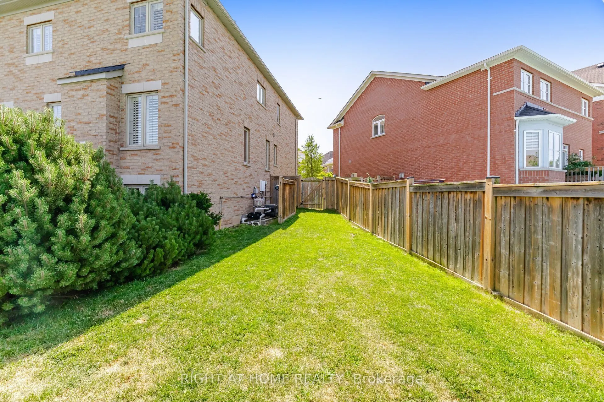 420 Nairn Circle
