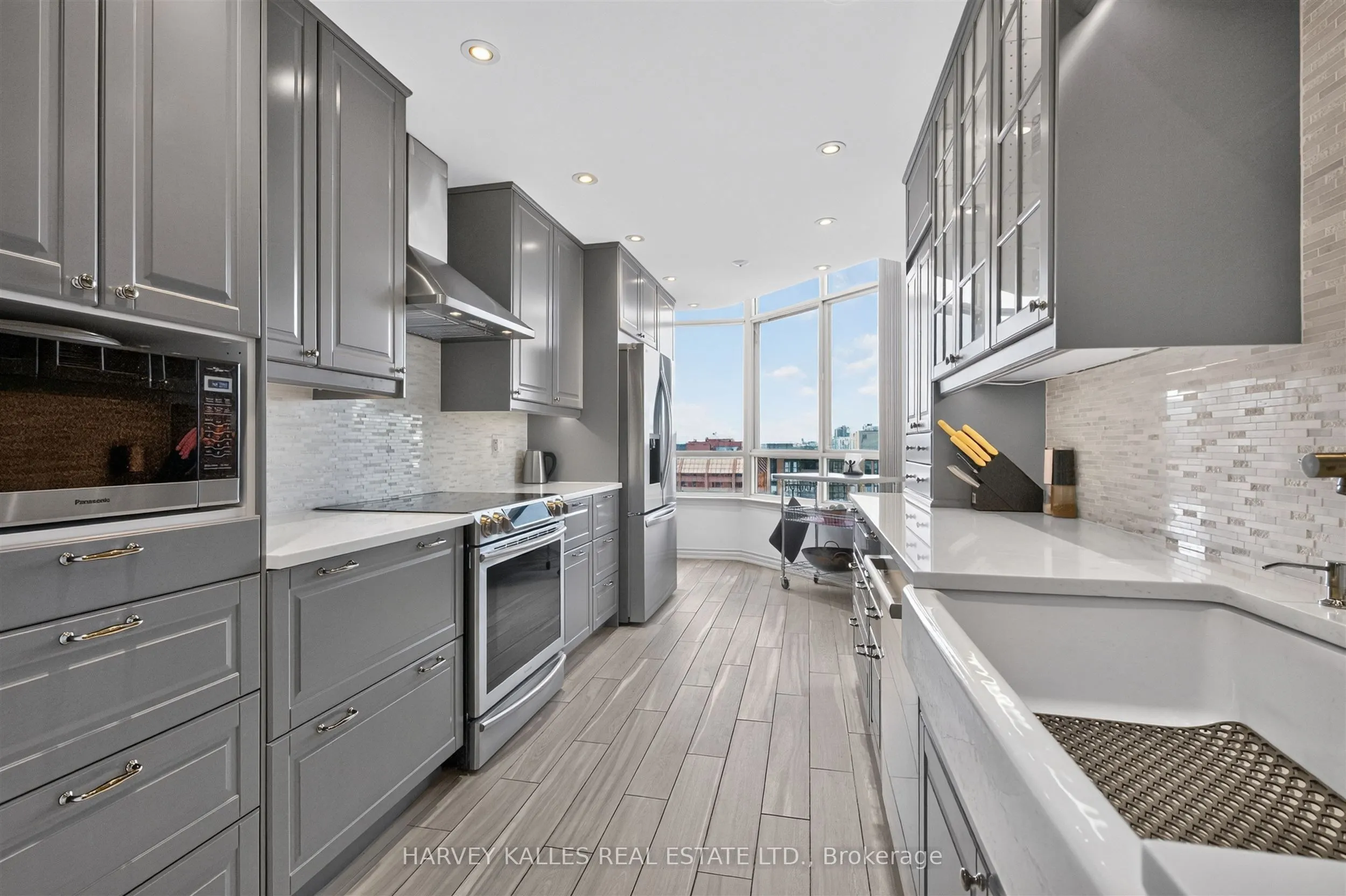 3605 Kariya Drive #PH4