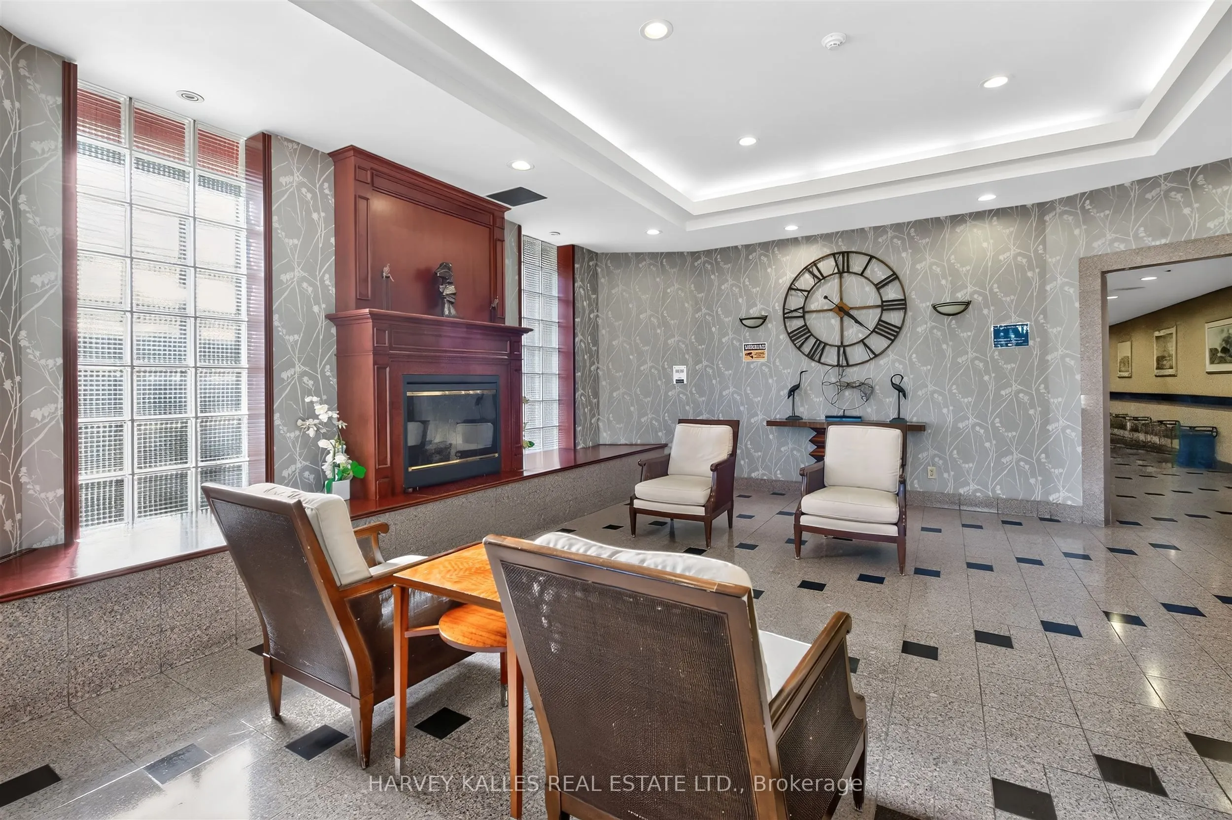 3605 Kariya Drive #PH4