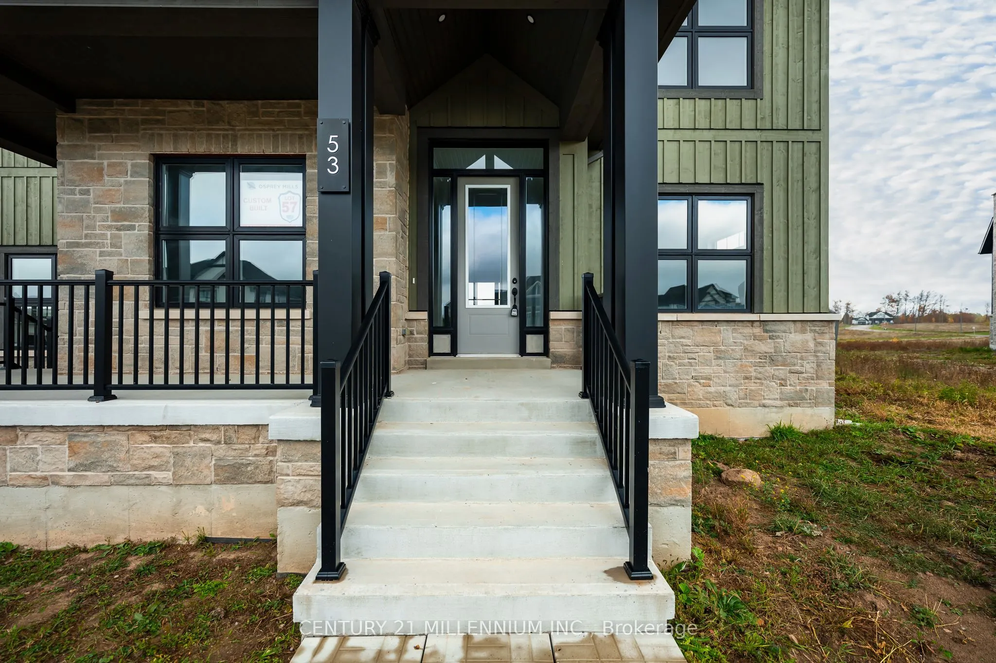 53 Holly Lane