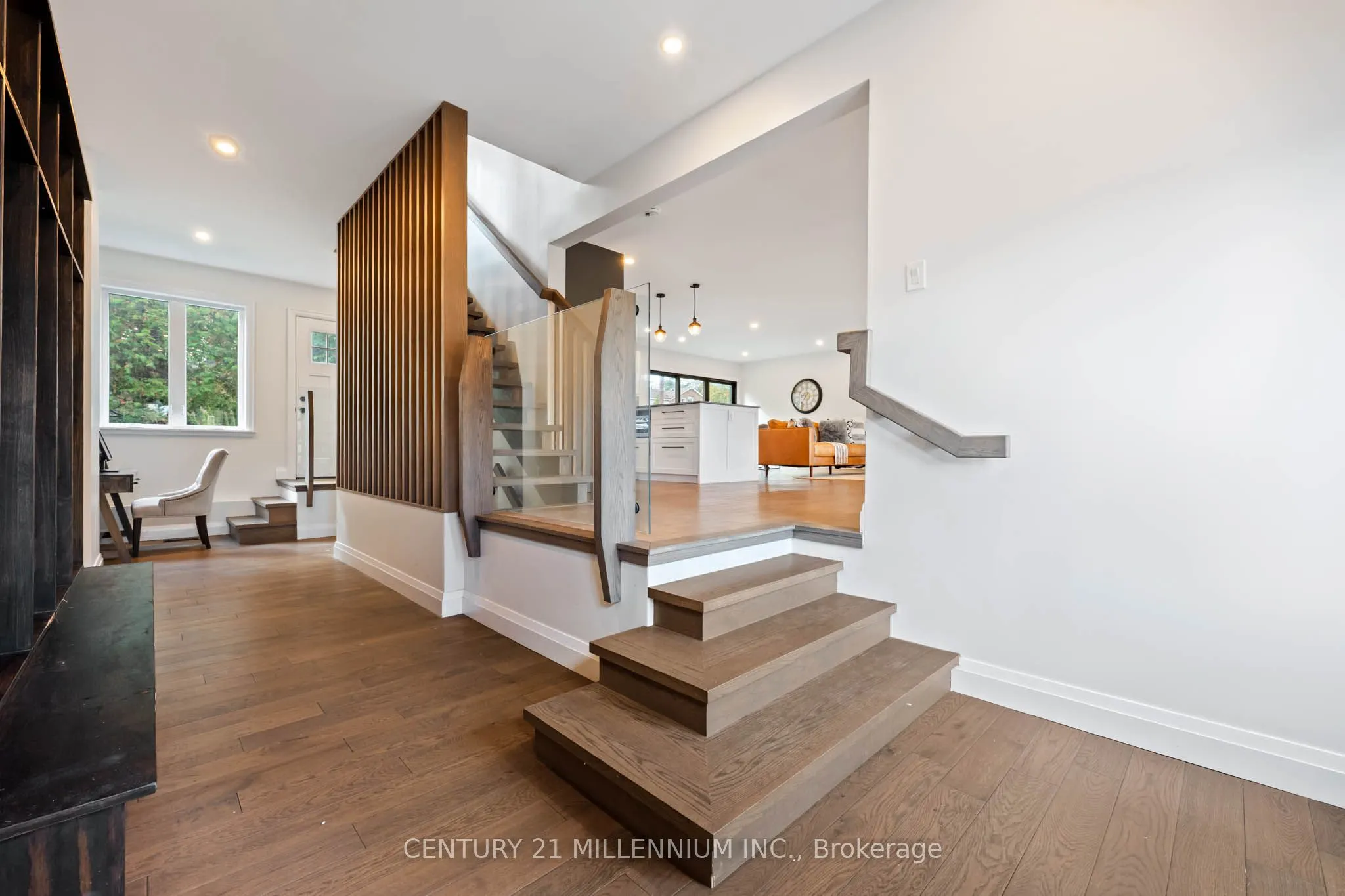 2 Amanda Street