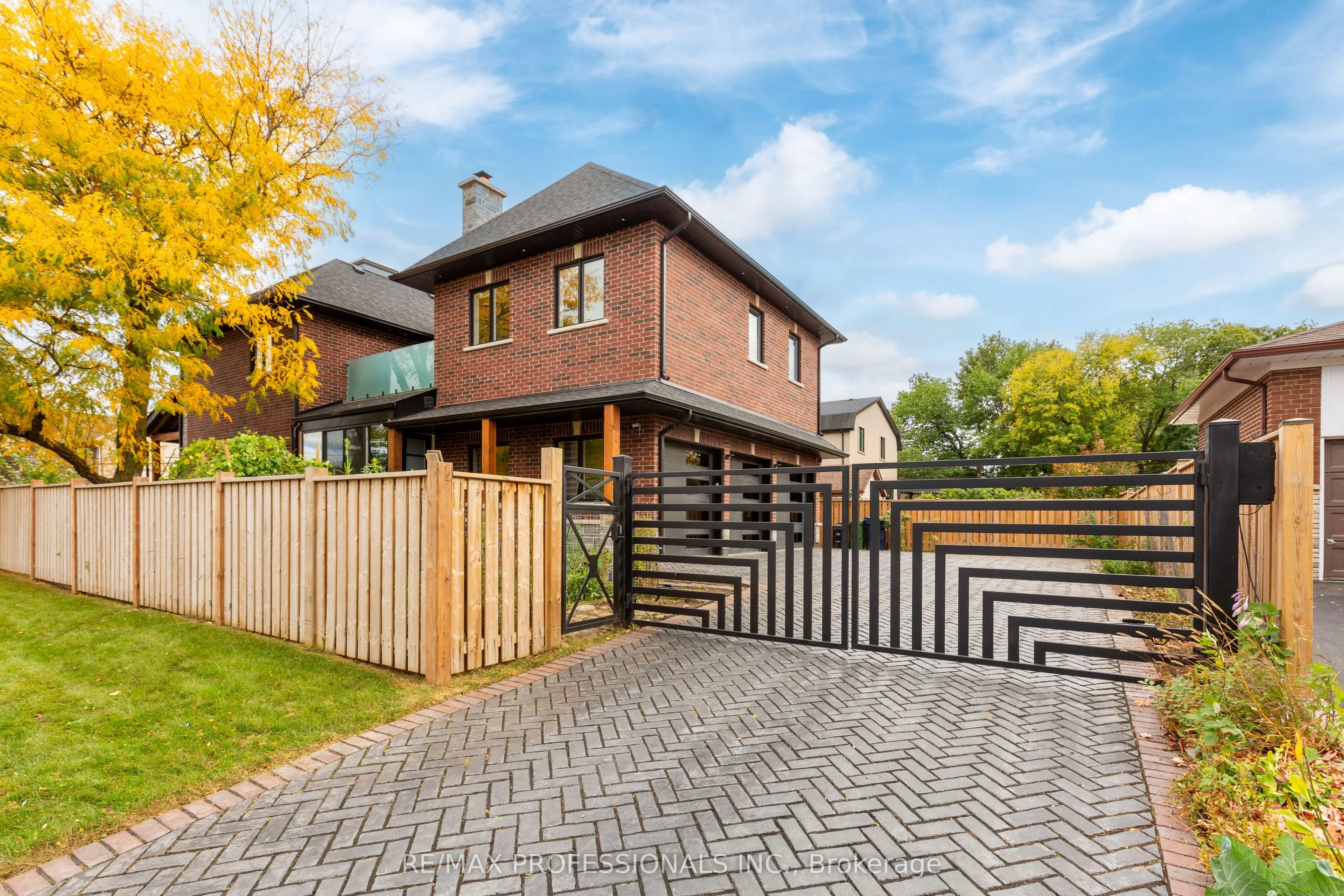 28 Martin Grove Road