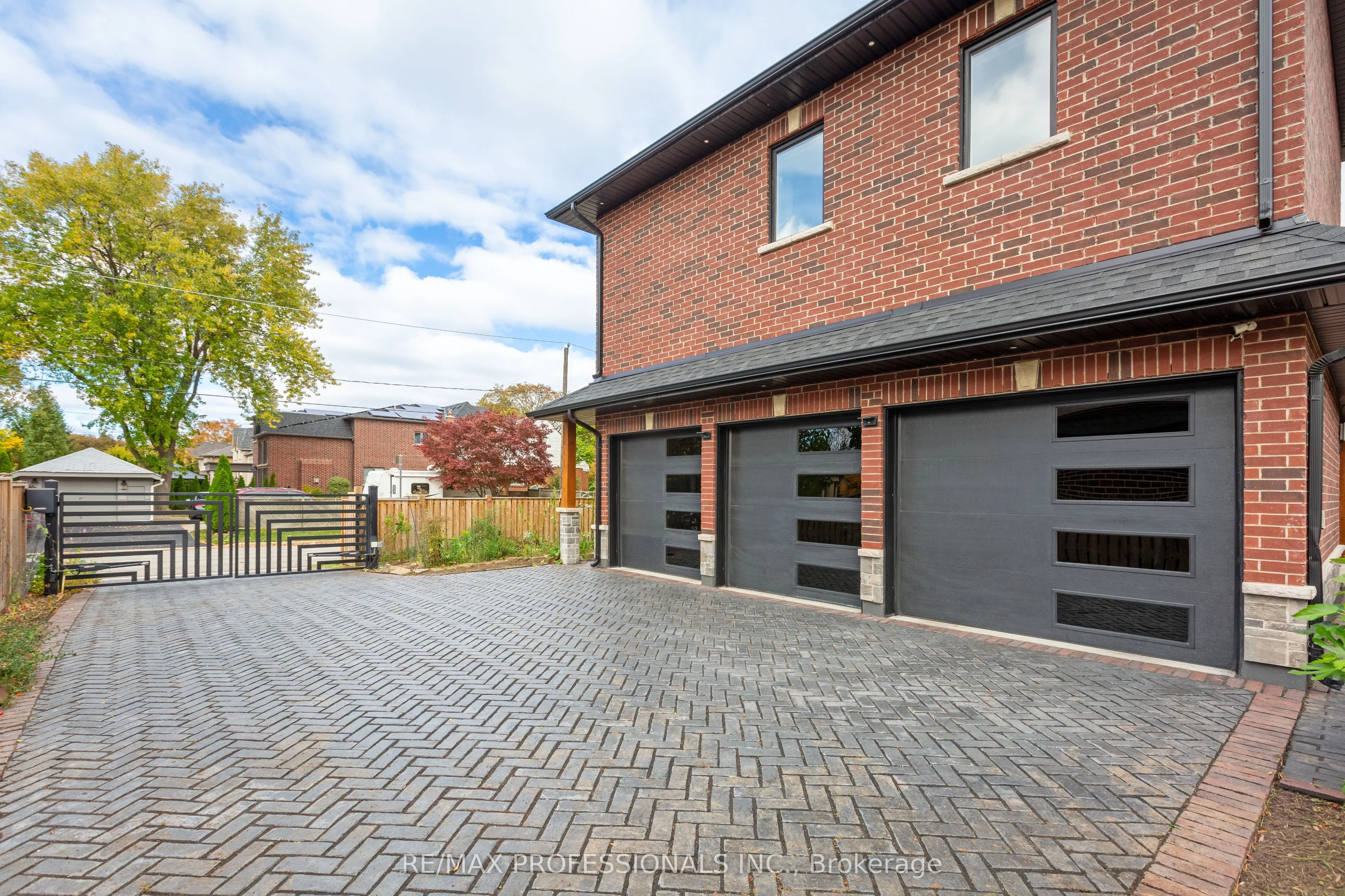 28 Martin Grove Road
