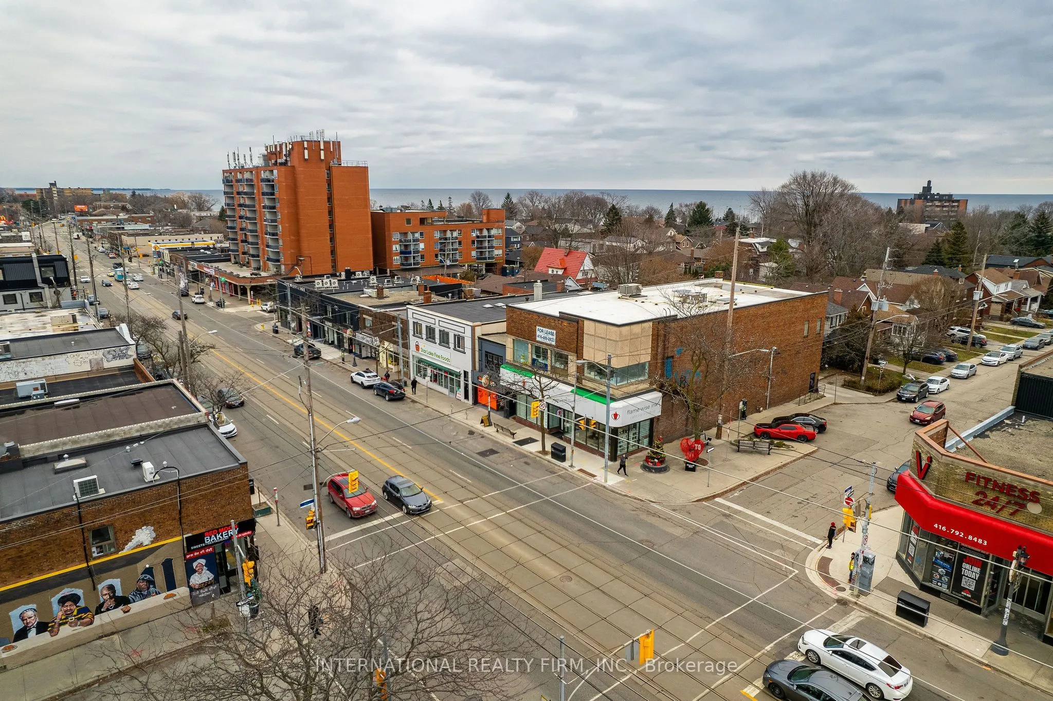 2869 Lake Shore Boulevard W #Ground floor