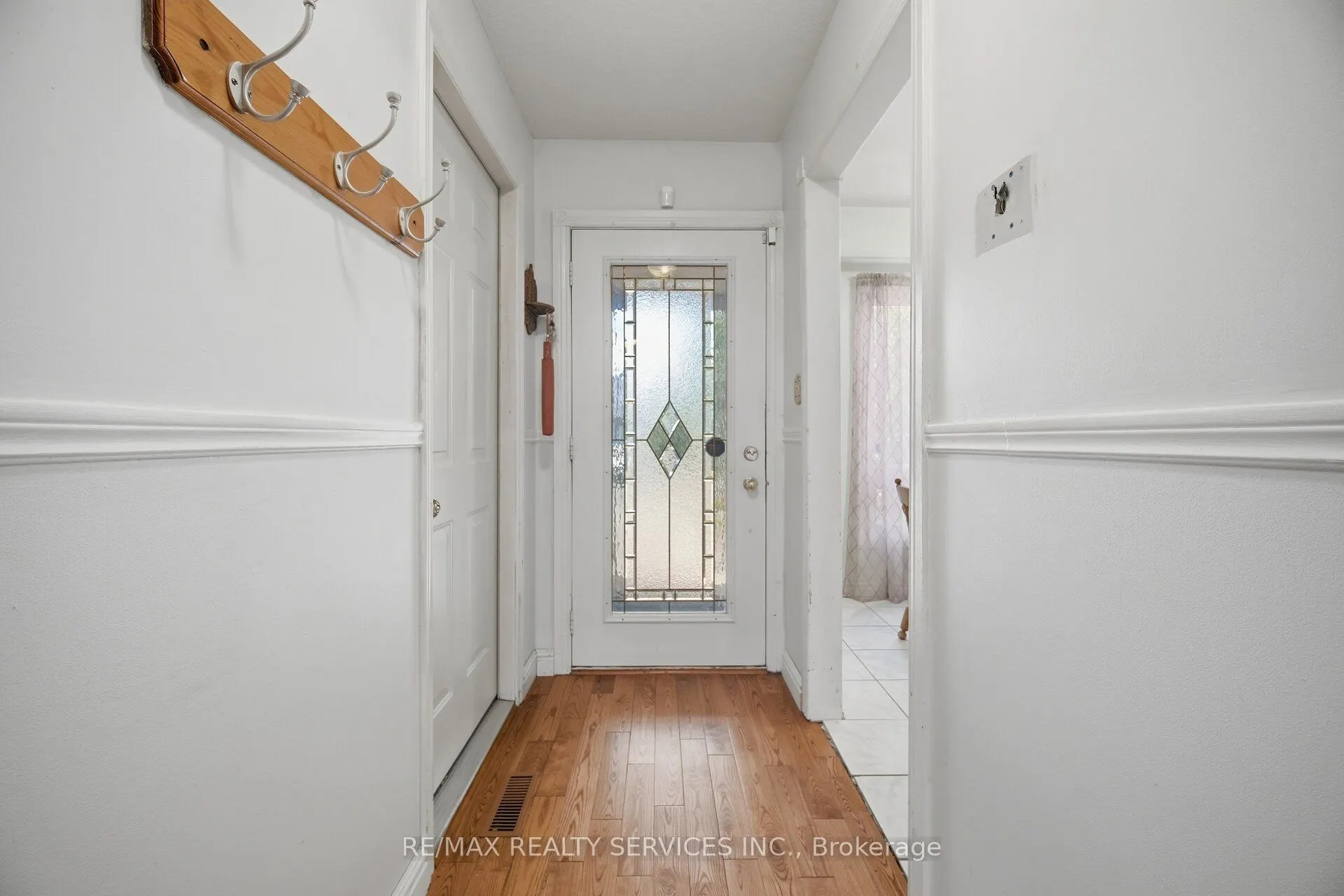 66 Hockley Path