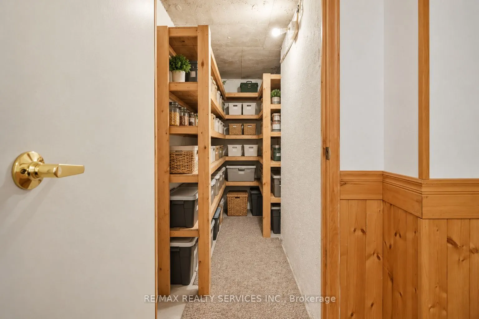66 Hockley Path